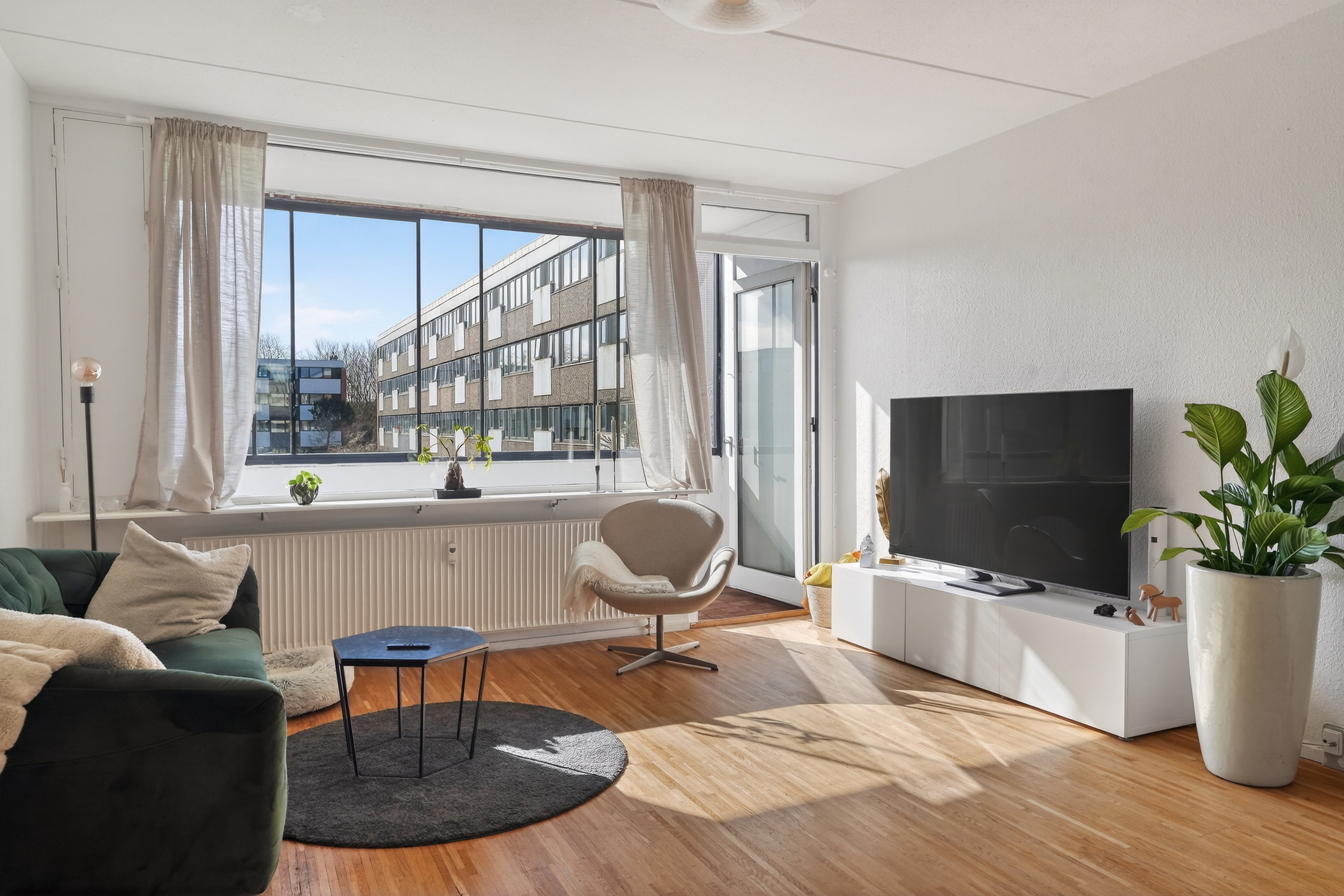 Fremhævet stue billede i fuldskærmstilstand. Billede af Teglgårdsvej 539, 1. th., 3050 Humlebæk