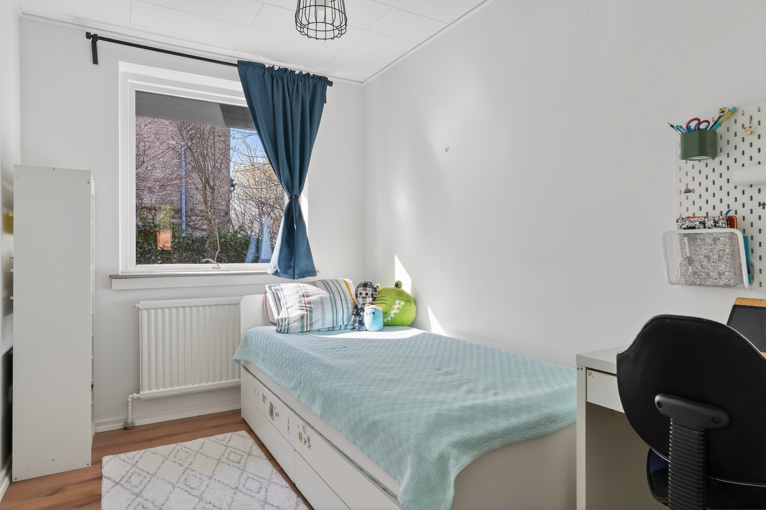 Fremhævet værelse billede i fuldskærmstilstand. Billede af Skovvænget 2, 3480 Fredensborg