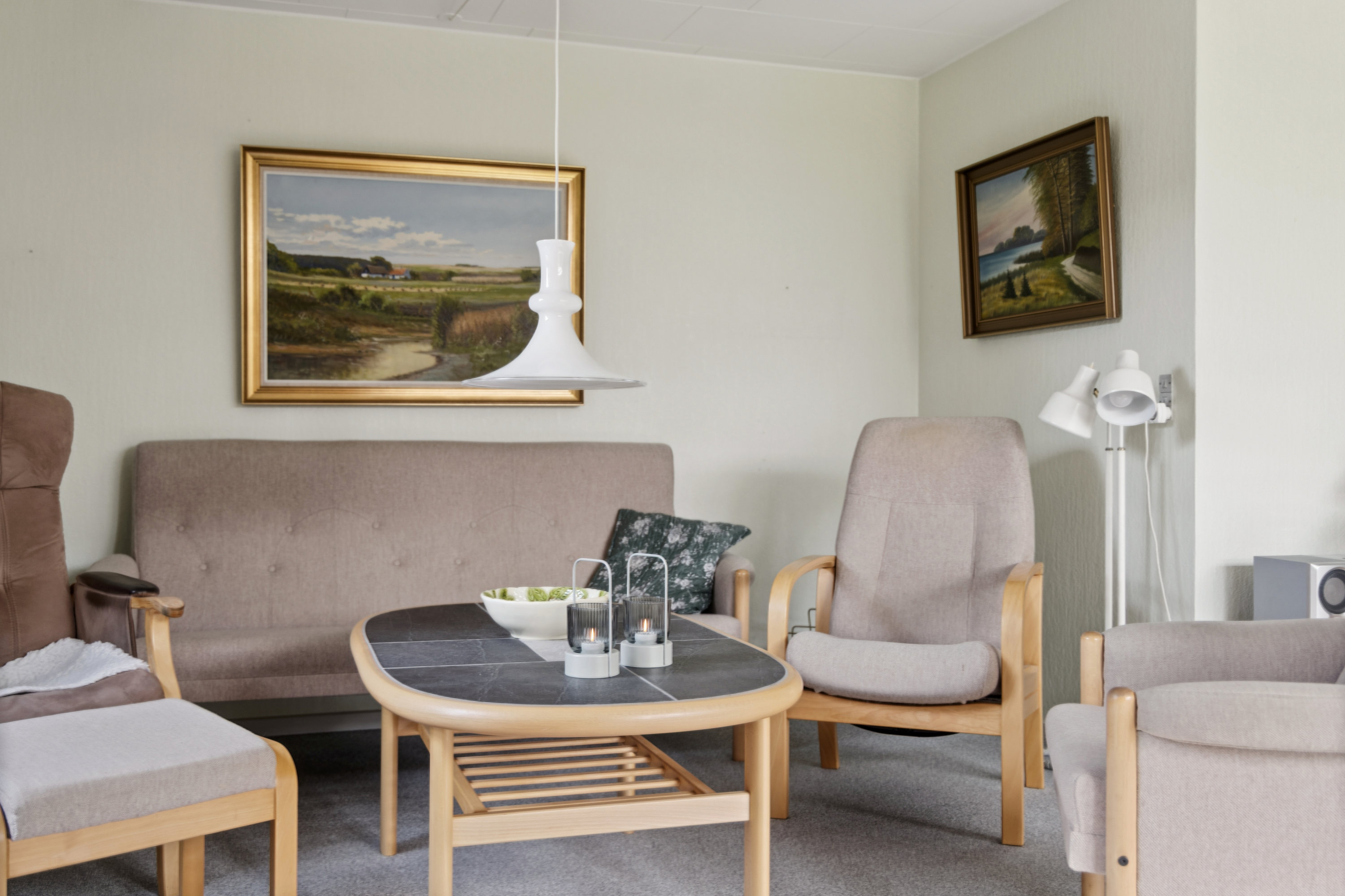 Fremhævet stue billede i fuldskærmstilstand. Billede af Bregentvedvej 5, 9400 Nørresundby