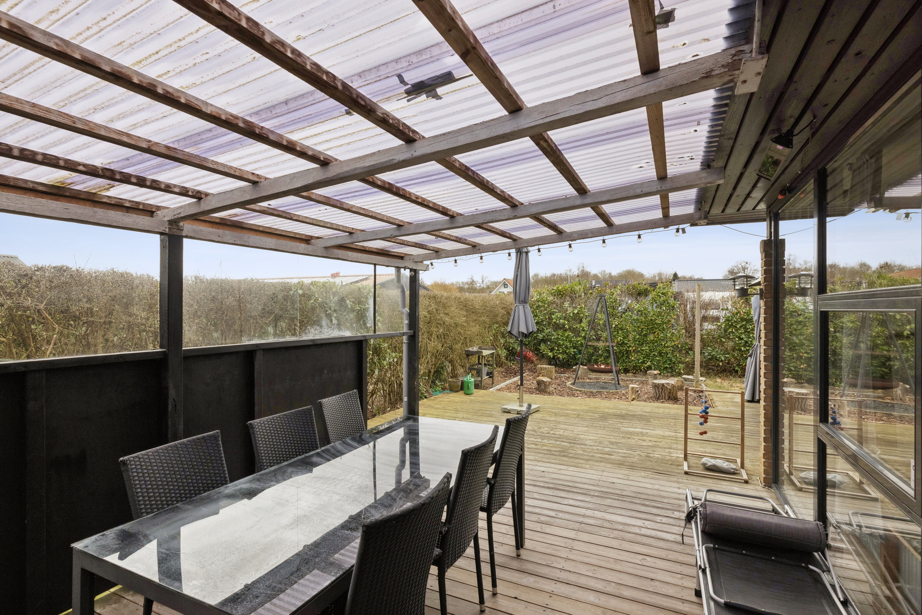 Fremhævet terrasse billede i fuldskærmstilstand. Billede af Ametystvej 11, 8541 Skødstrup