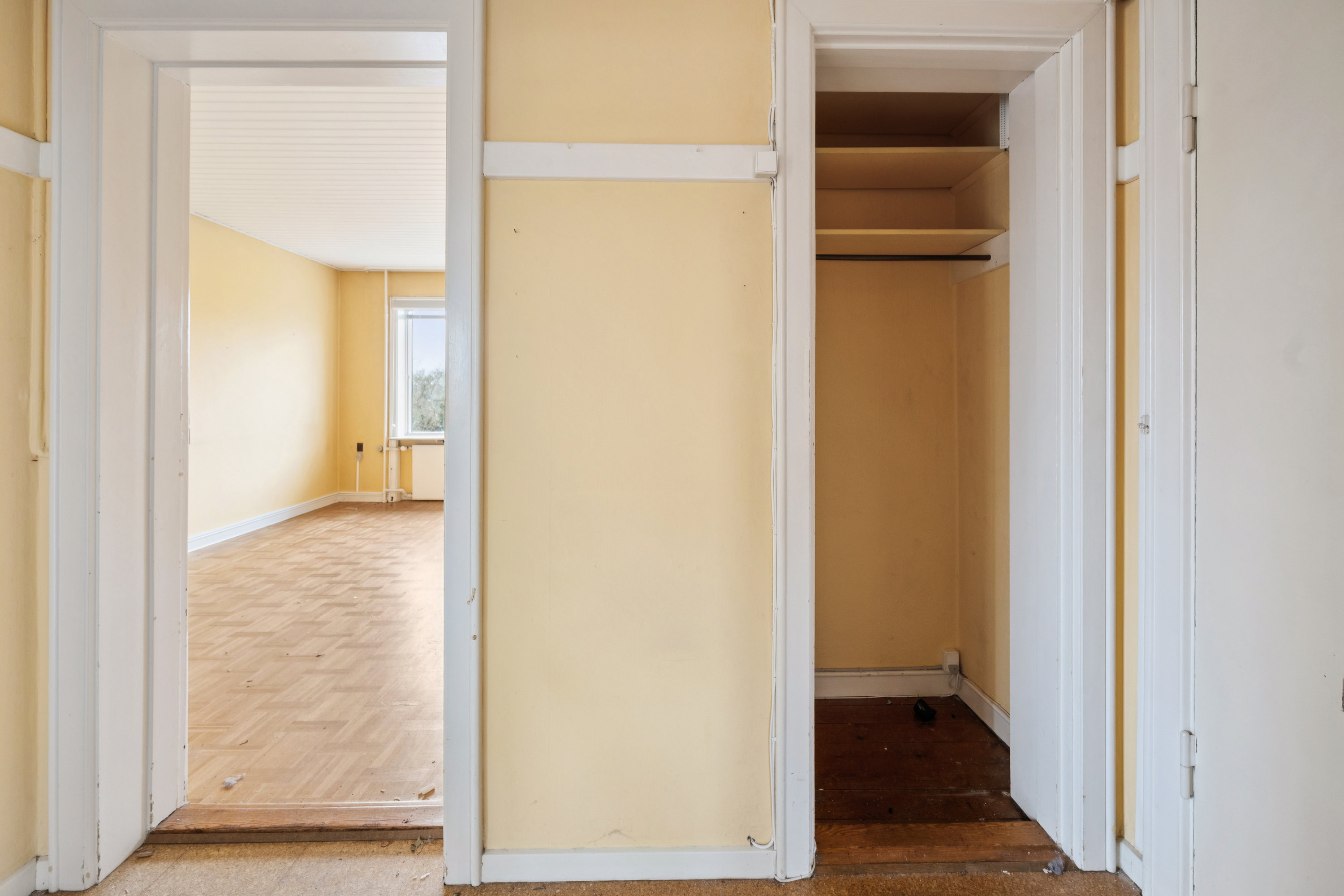 Fremhævet gang billede i fuldskærmstilstand. Billede af Vanløse Allé 45B, 1. tv., 2720 Vanløse