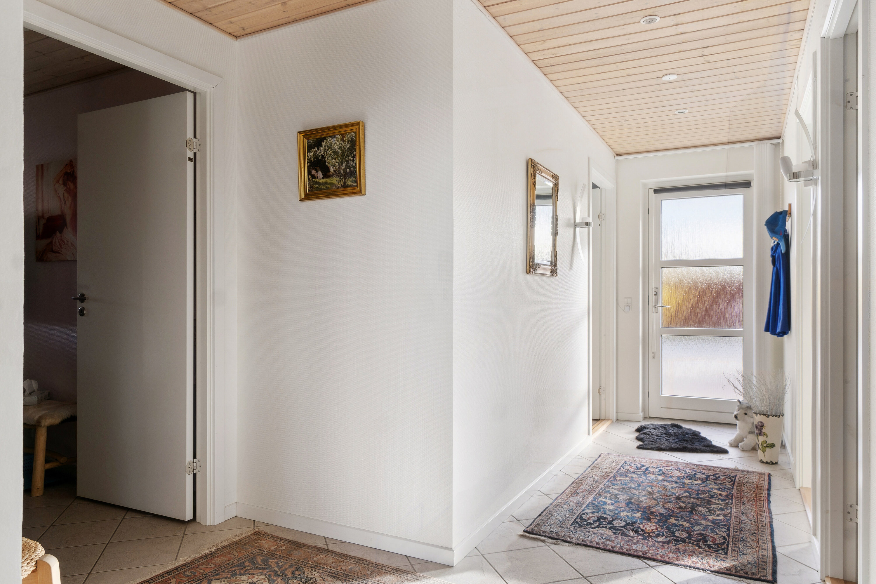 Fremhævet gang billede i fuldskærmstilstand. Billede af Brinken 121, Mogenstrup, 4700 Næstved