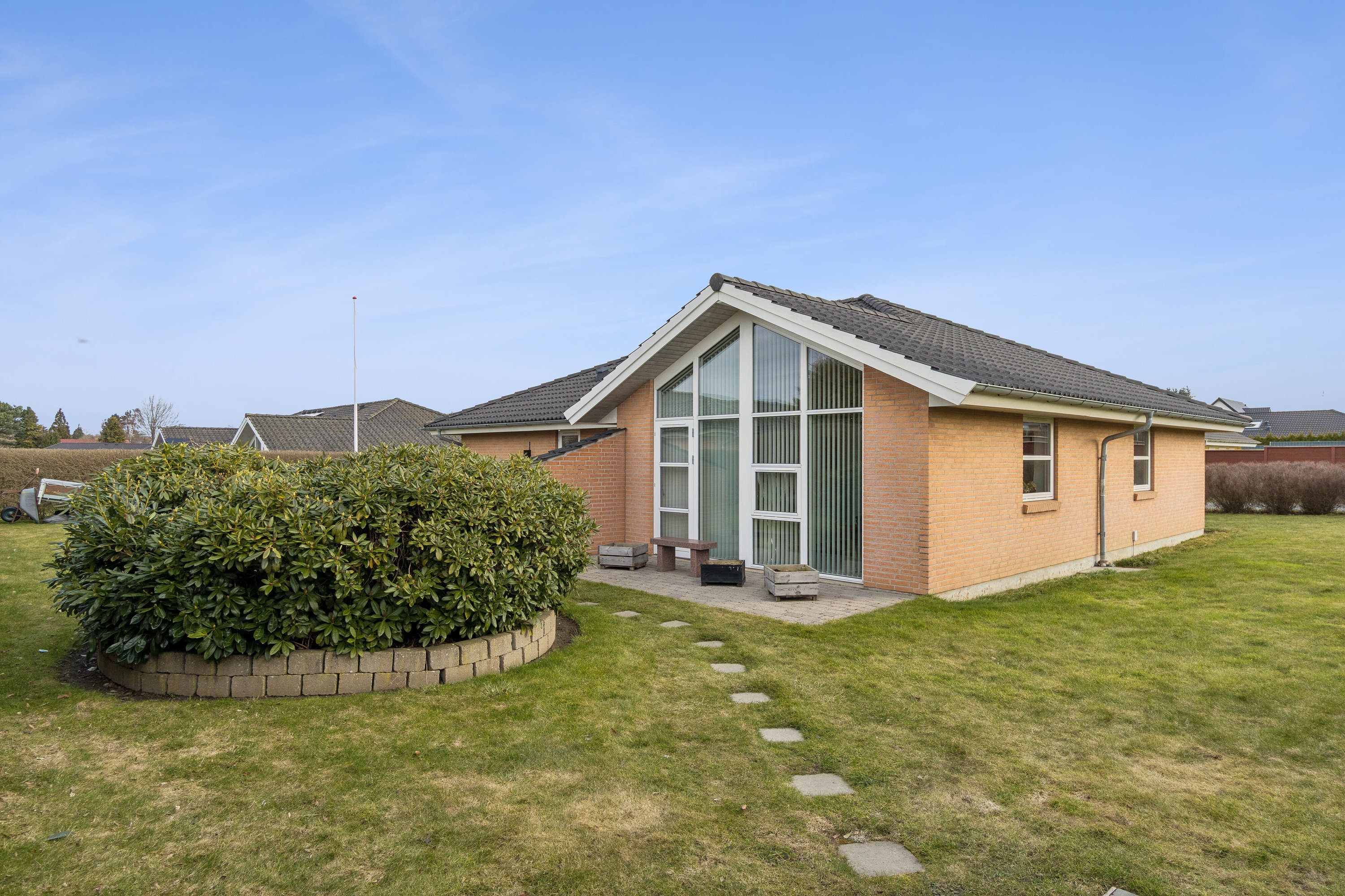 Fremhævet udendørs billede i fuldskærmstilstand. Billede af Brinken 121, Mogenstrup, 4700 Næstved