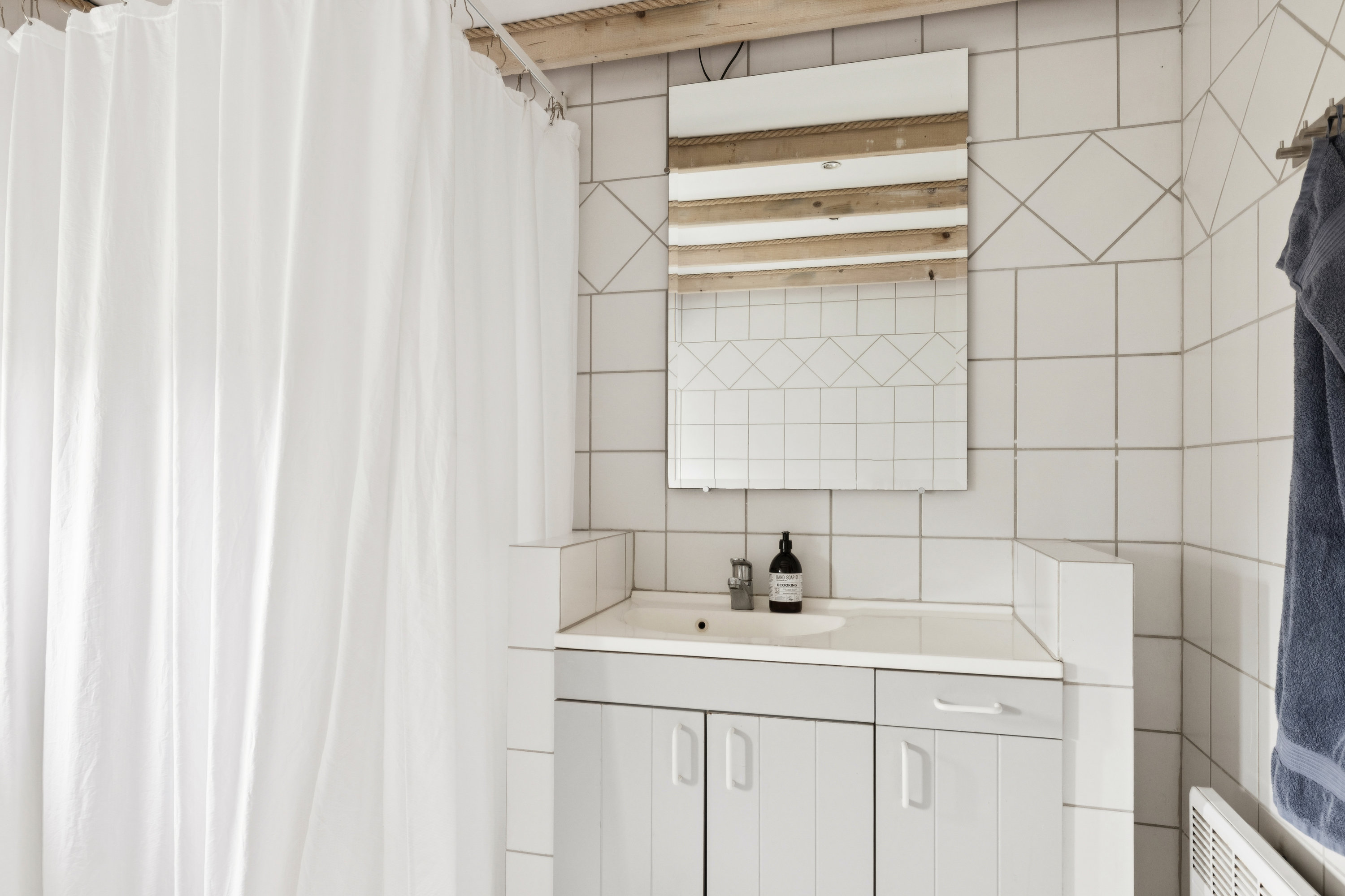 Fremhævet badeværelse billede i fuldskærmstilstand. Billede af Askevej 27, 8500 Grenaa