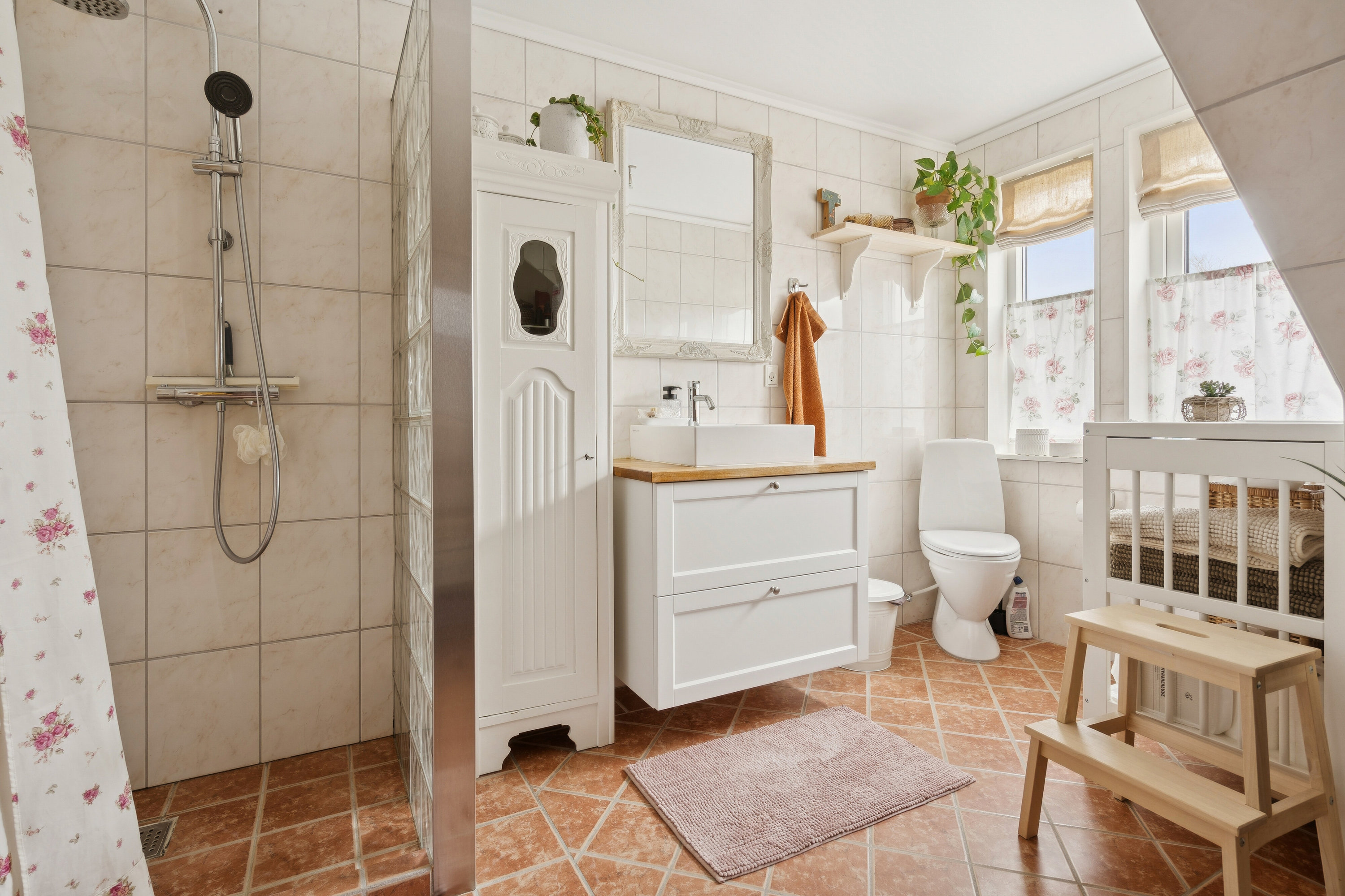 Fremhævet badeværelse billede i fuldskærmstilstand. Billede af Bakkevænget 10, Kirke Sonnerup, 4060 Kirke Såby