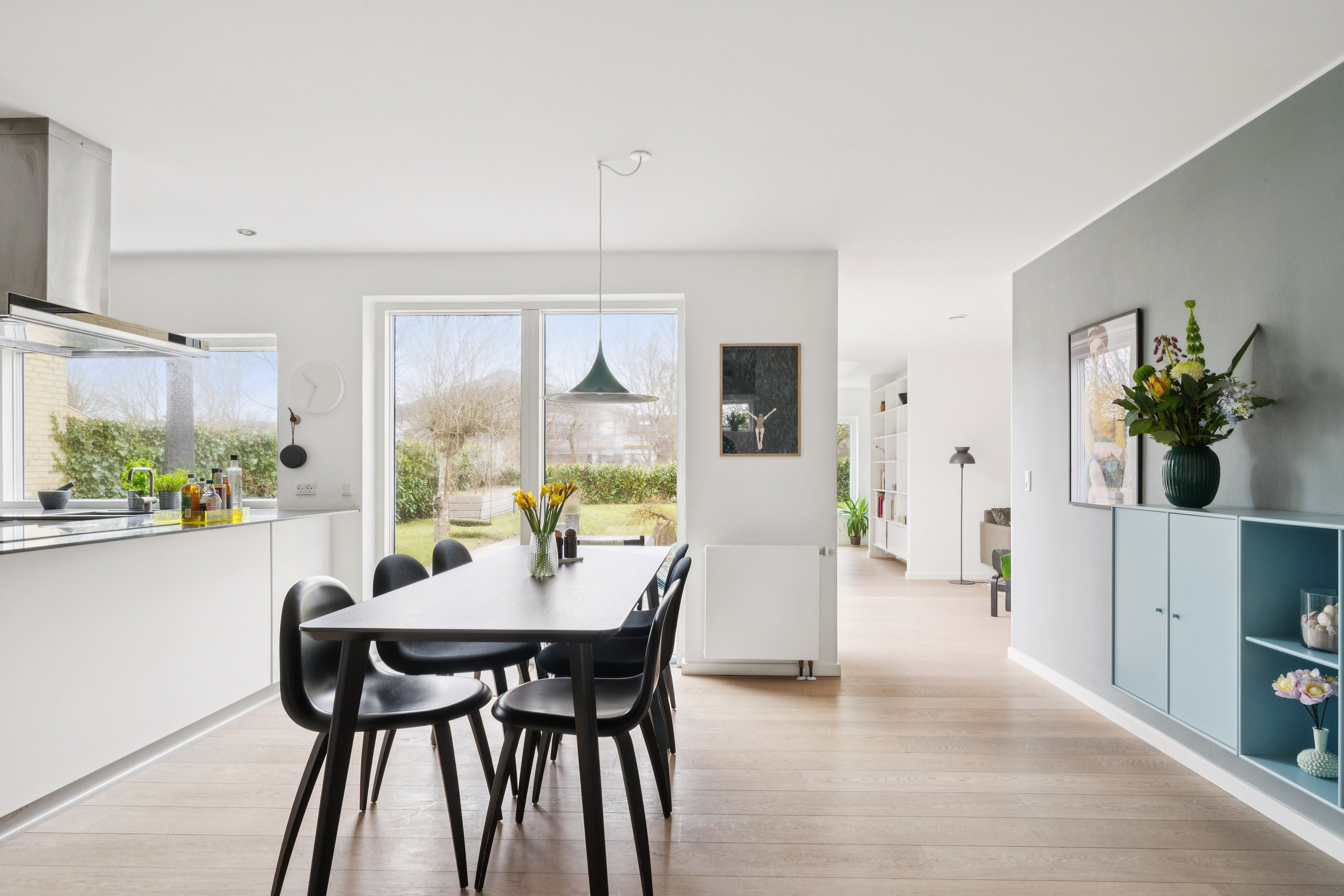 Fremhævet stue billede i fuldskærmstilstand. Billede af Annekærvej 50, 8250 Egå