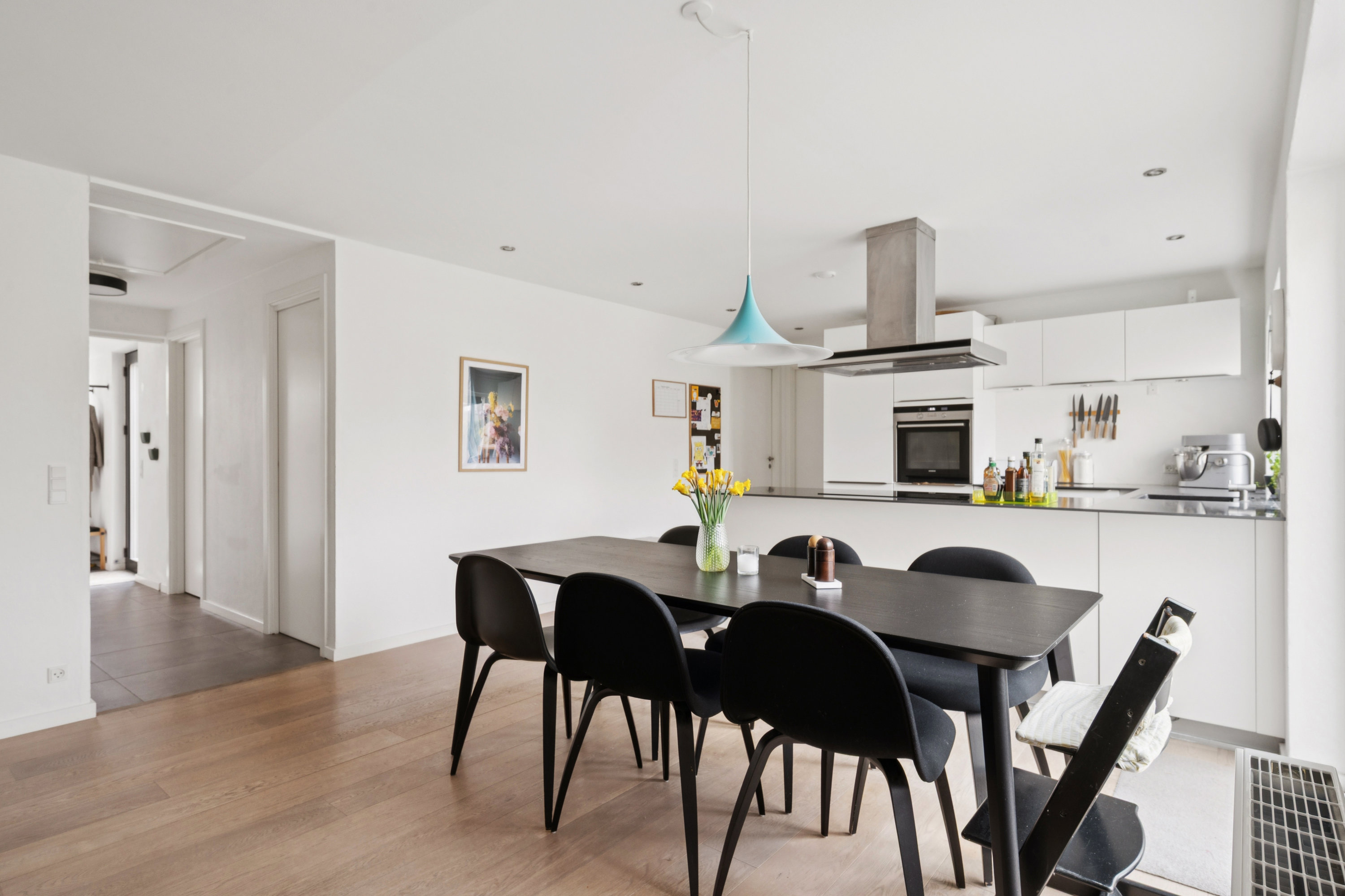 Fremhævet stue billede i fuldskærmstilstand. Billede af Annekærvej 50, 8250 Egå