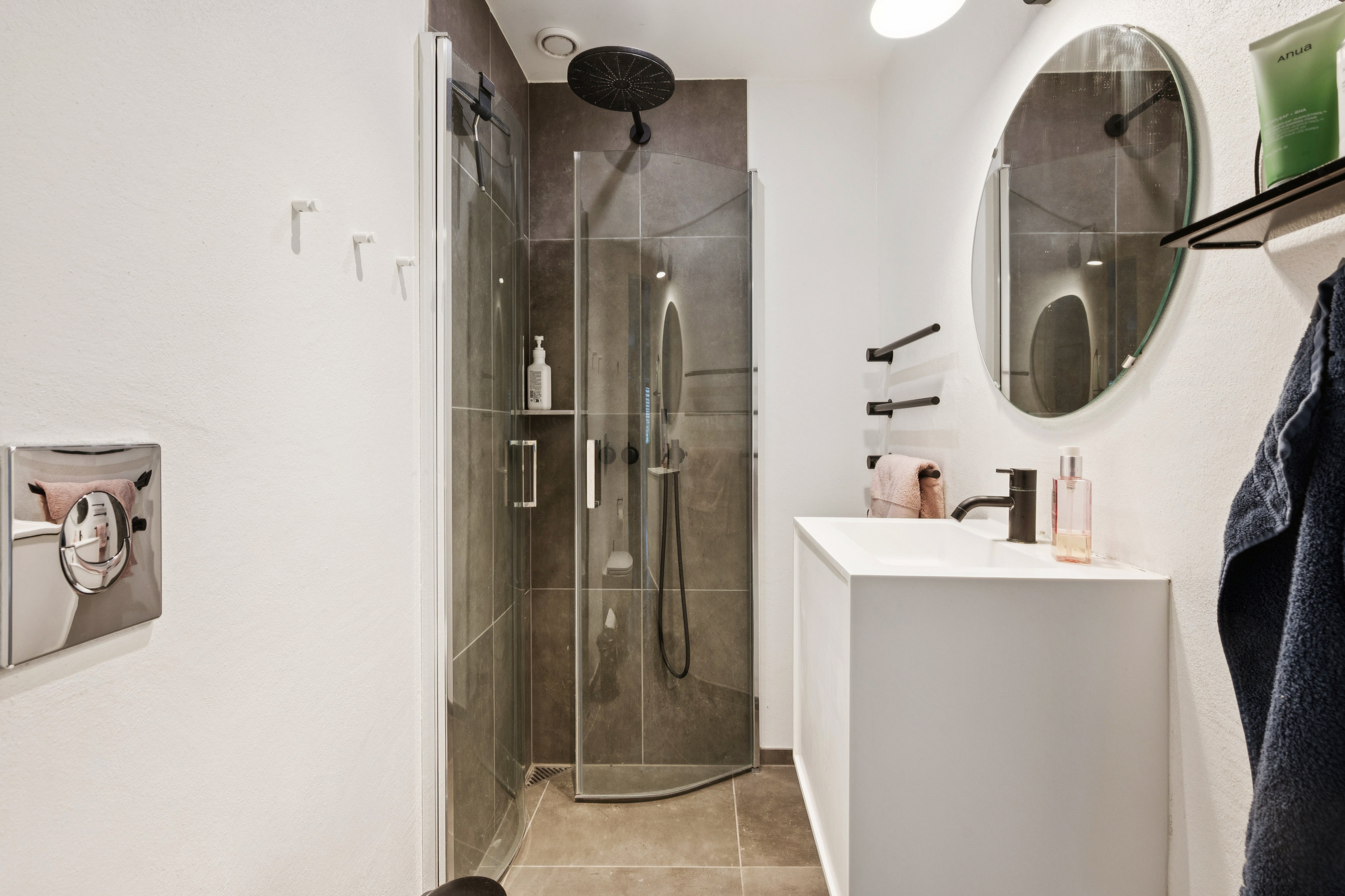 Fremhævet badeværelse billede i fuldskærmstilstand. Billede af Annekærvej 50, 8250 Egå