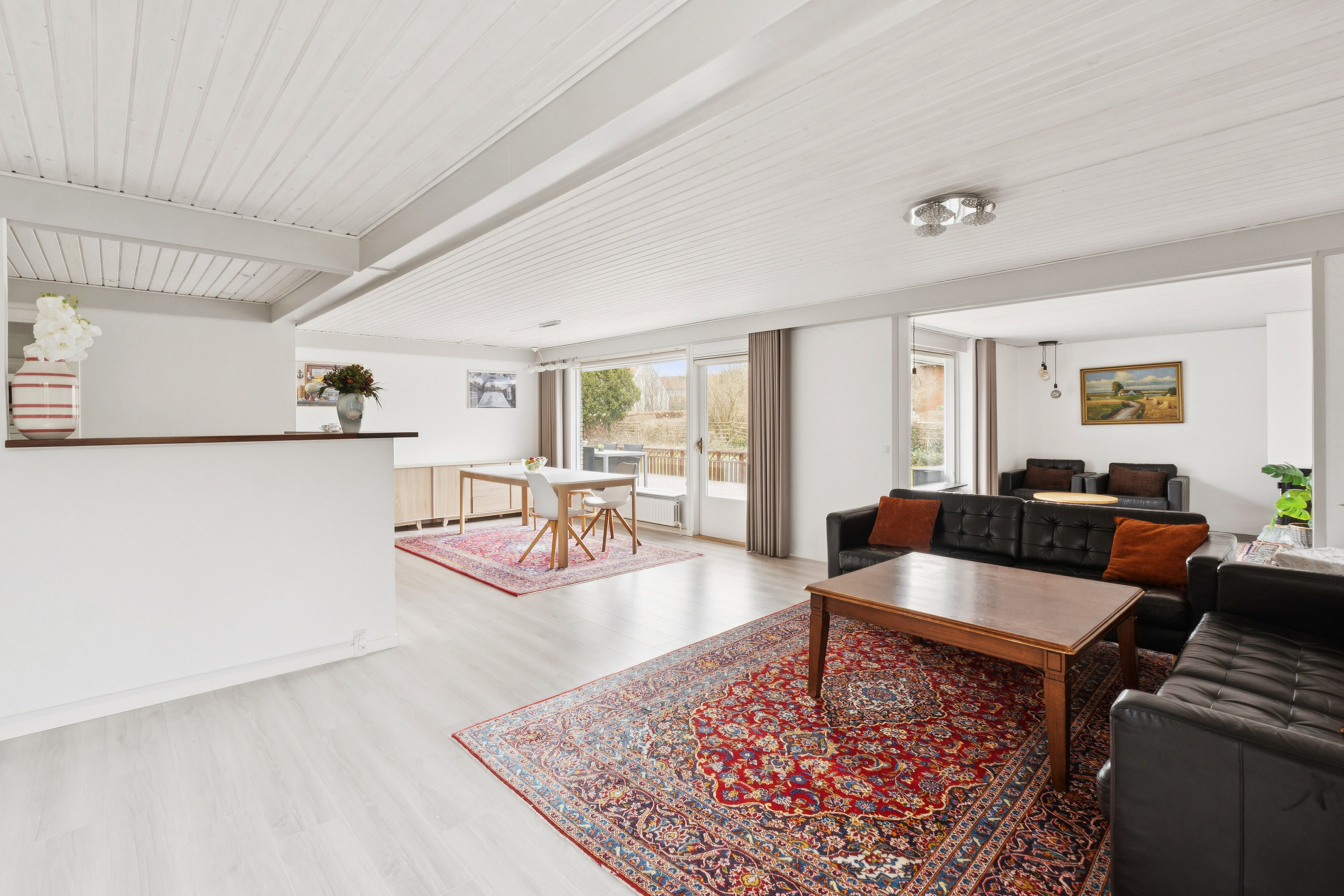 Fremhævet stue billede i fuldskærmstilstand. Billede af Ejbydalsvej 1, 2600 Glostrup