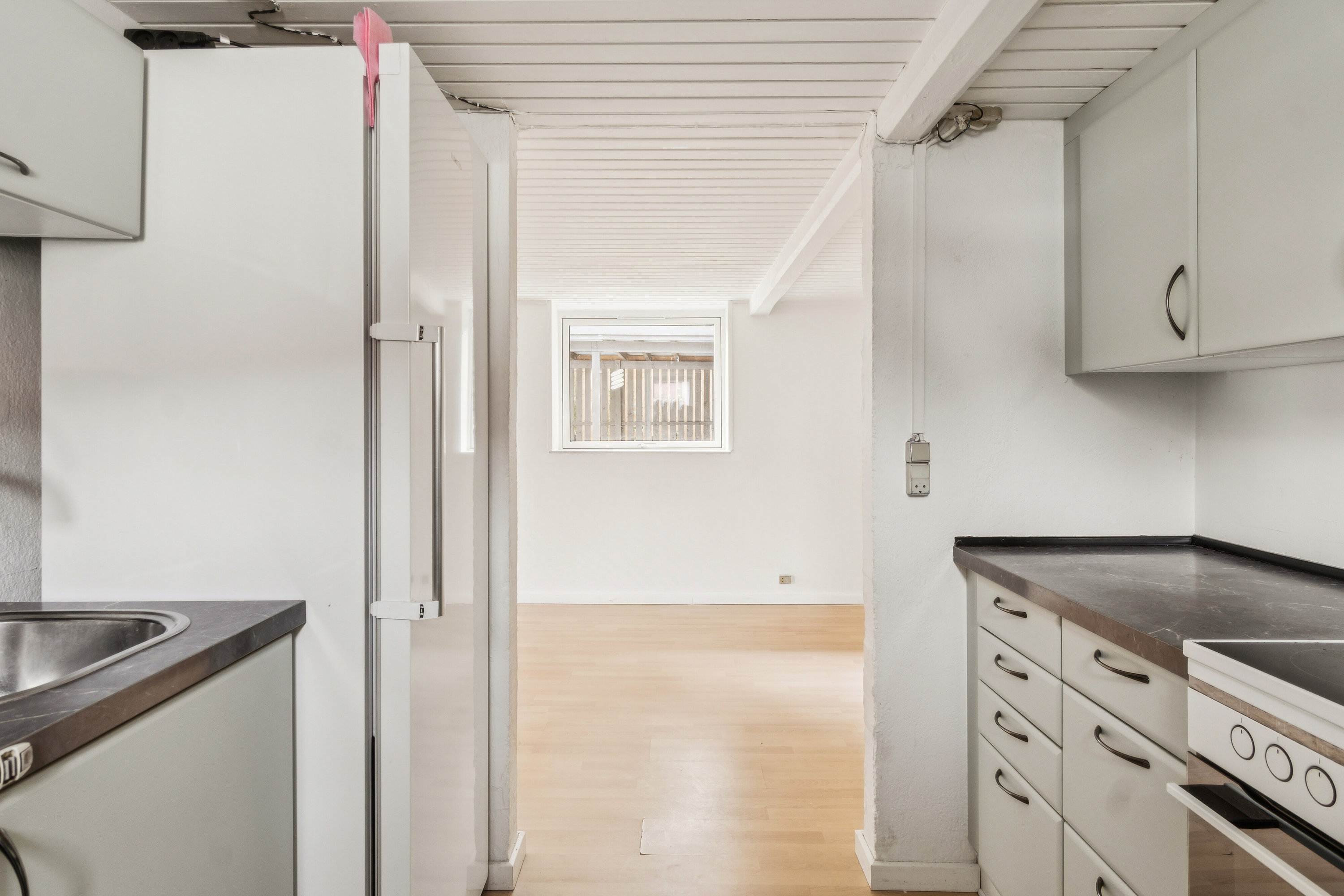 Fremhævet køkken billede i fuldskærmstilstand. Billede af Hovedgaden 37D, 4571 Grevinge