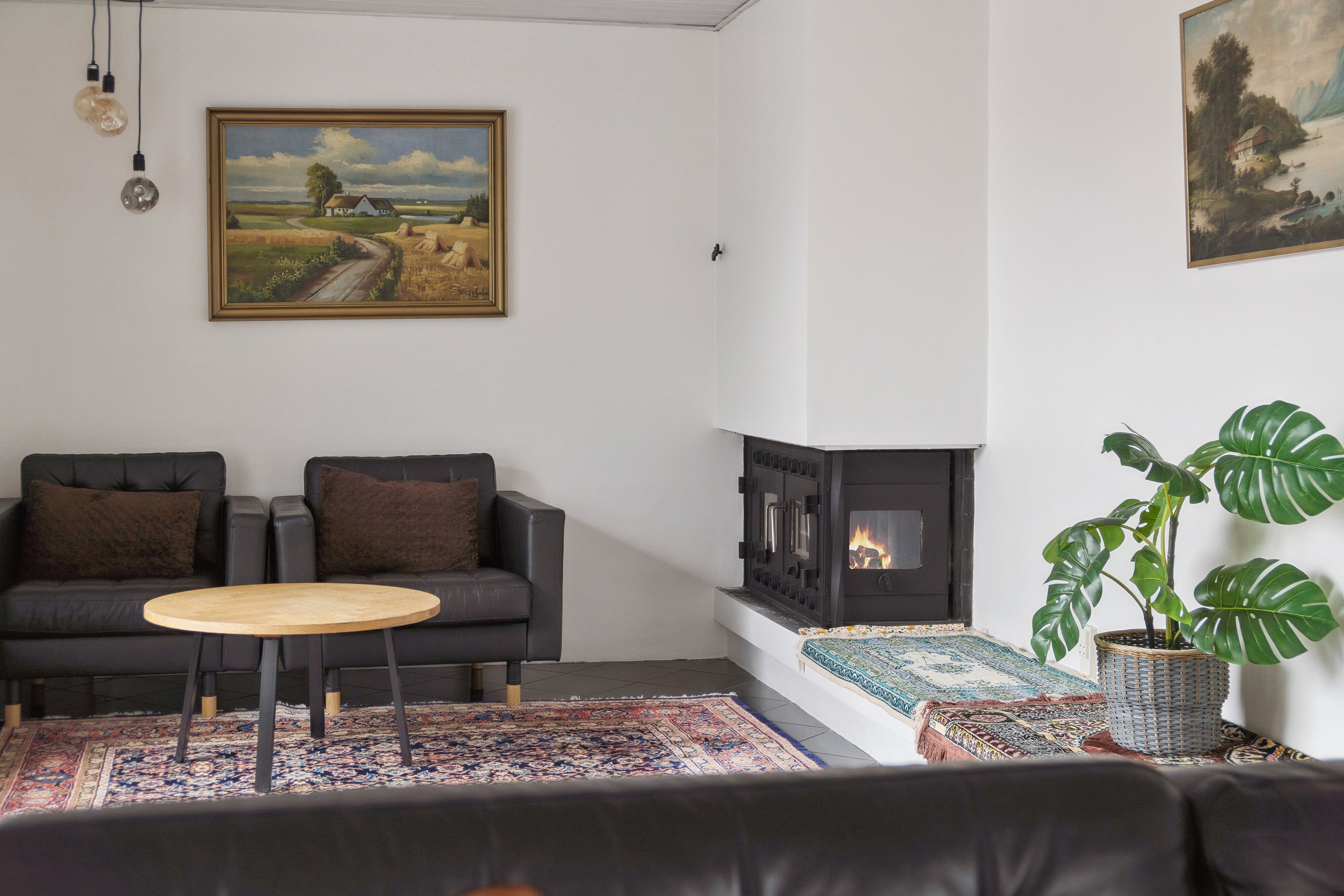 Fremhævet stue billede i fuldskærmstilstand. Billede af Ejbydalsvej 1, 2600 Glostrup