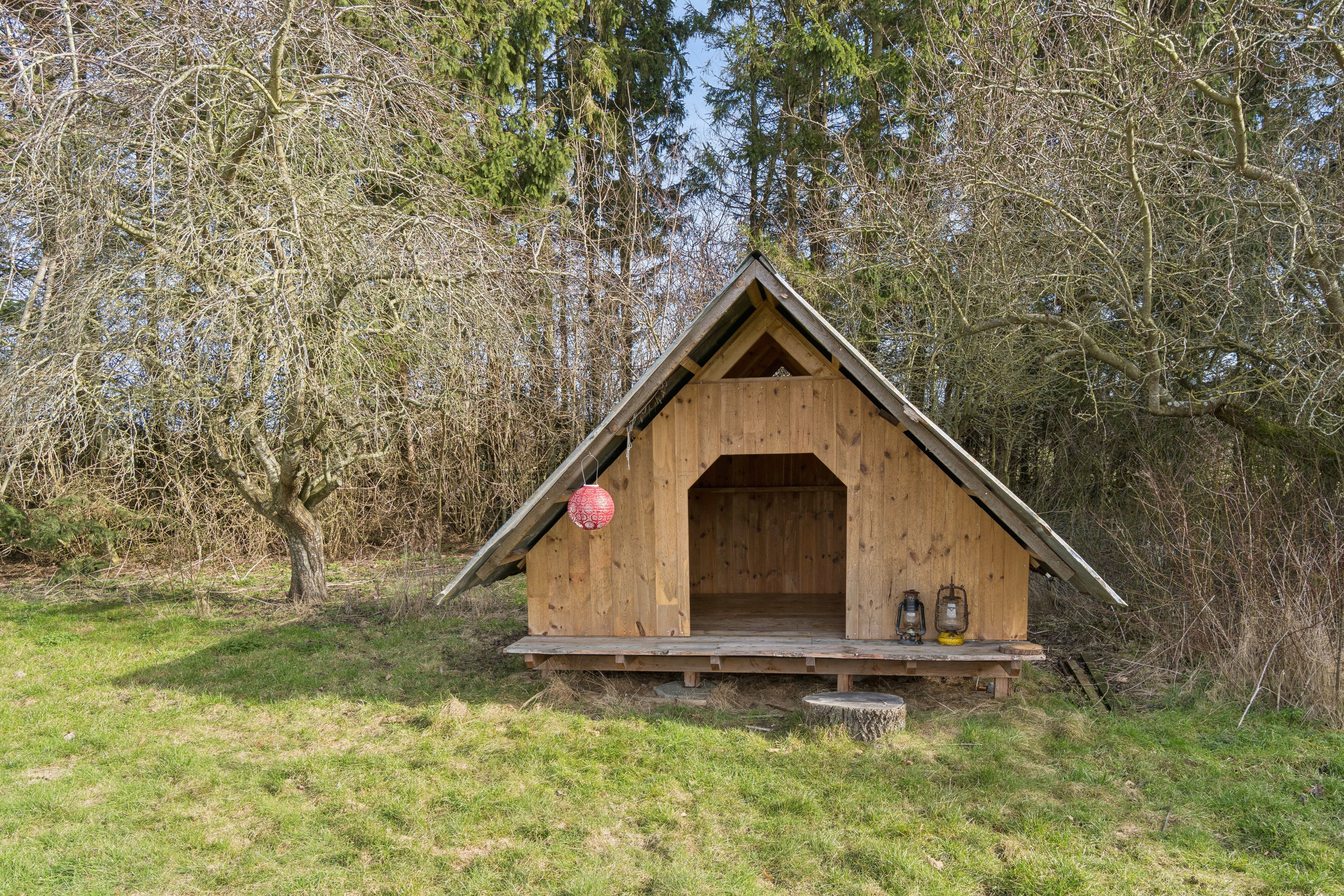 Fremhævet udhus billede i fuldskærmstilstand. Billede af Eskesvej 9, Nyker, 3700 Rønne