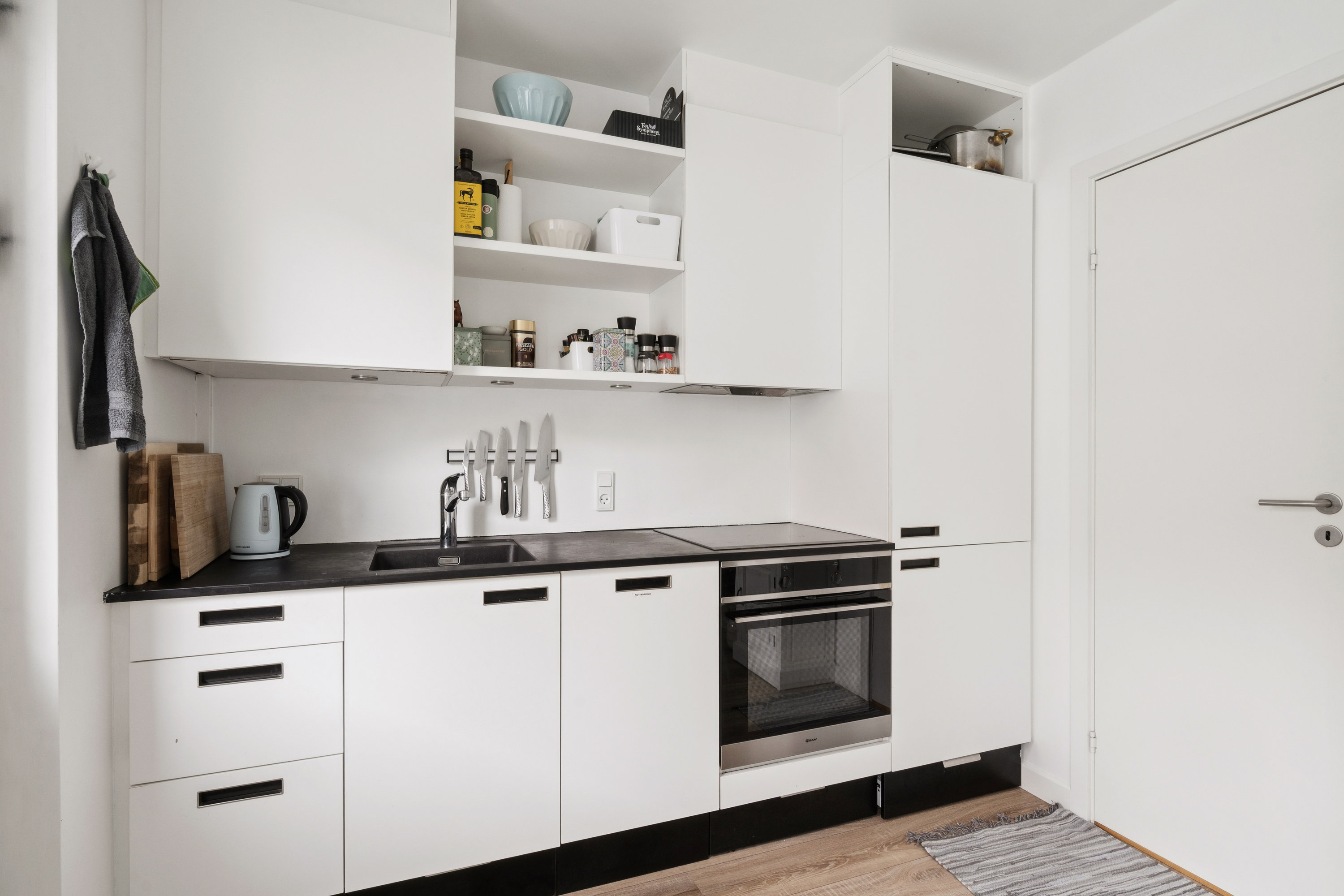 Fremhævet køkken billede i fuldskærmstilstand. Billede af Grønnegade 50D, 1. th., 8000 Aarhus C