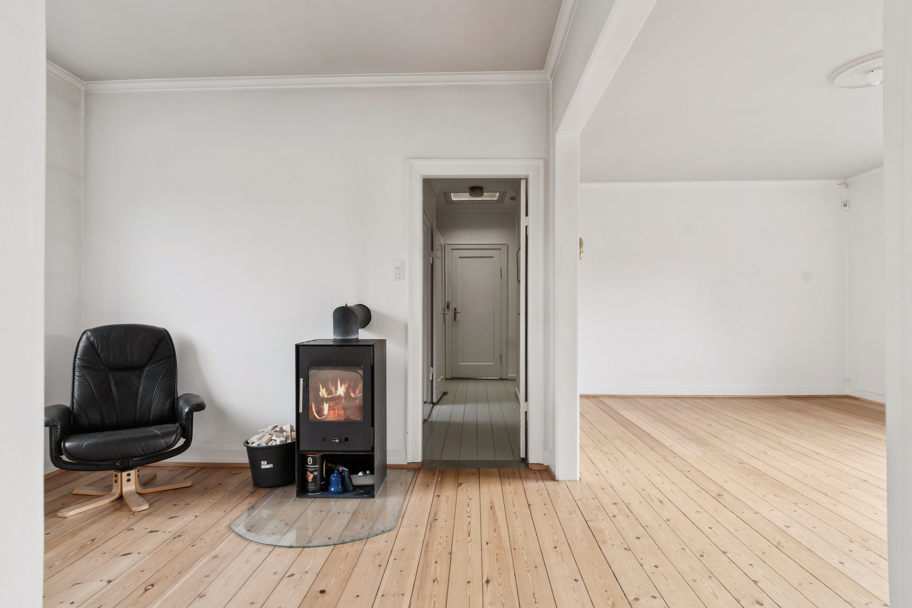 Fremhævet værelse billede i fuldskærmstilstand. Billede af Poppelvang 14, 2770 Kastrup