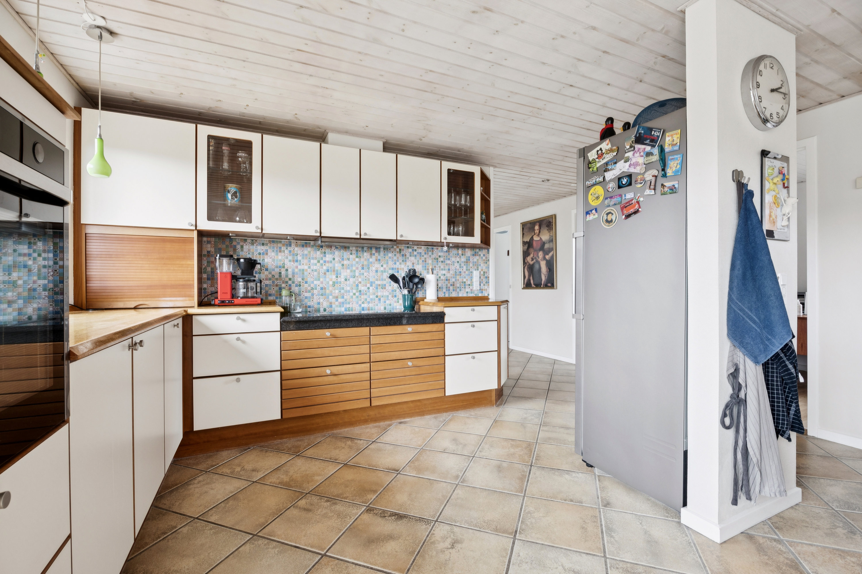 Fremhævet køkken billede i fuldskærmstilstand. Billede af Møllevænget 2, Bjælkerup, 4660 Store Heddinge