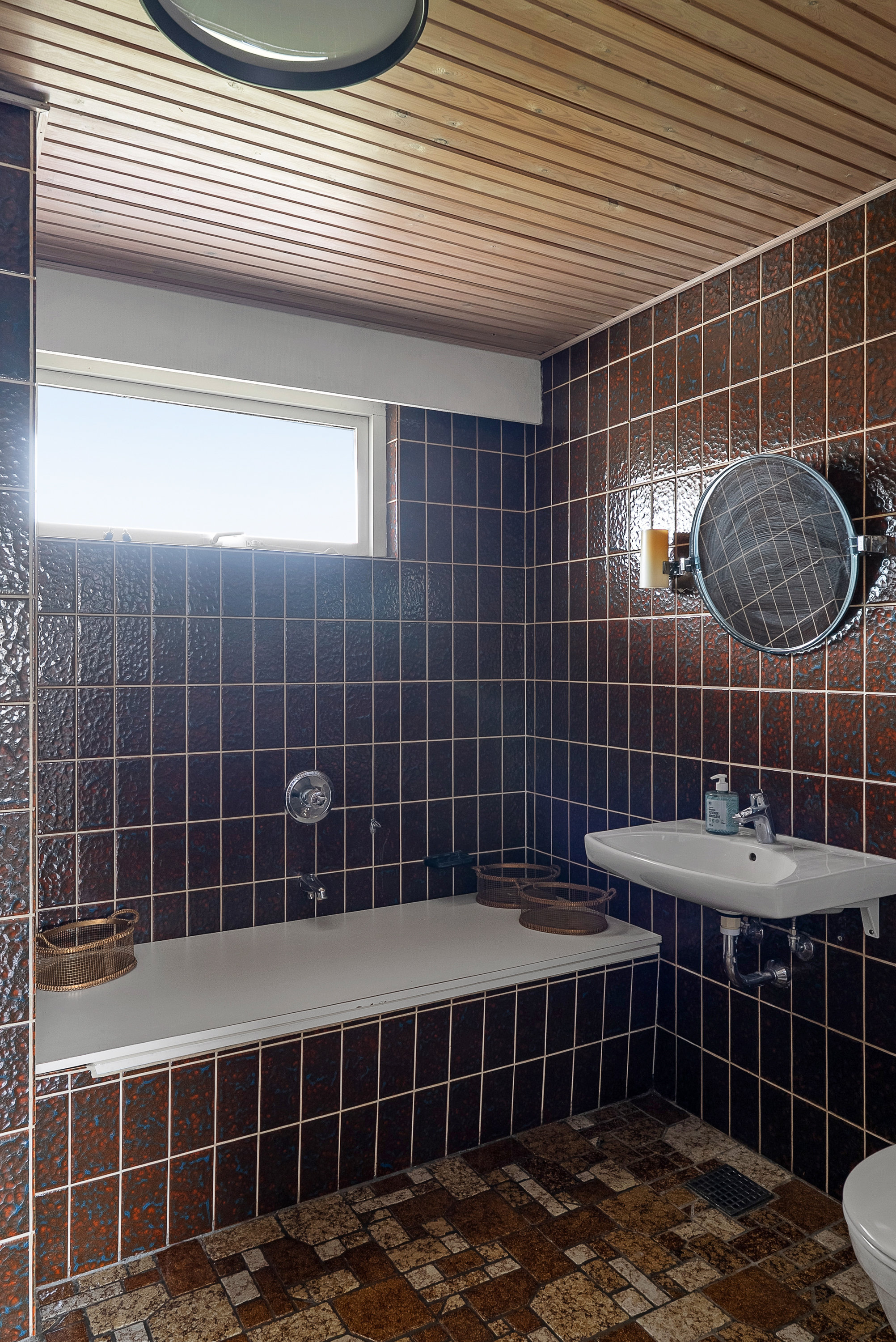 Fremhævet badeværelse billede i fuldskærmstilstand. Billede af Kirsebærlunden 19, 5471 Søndersø