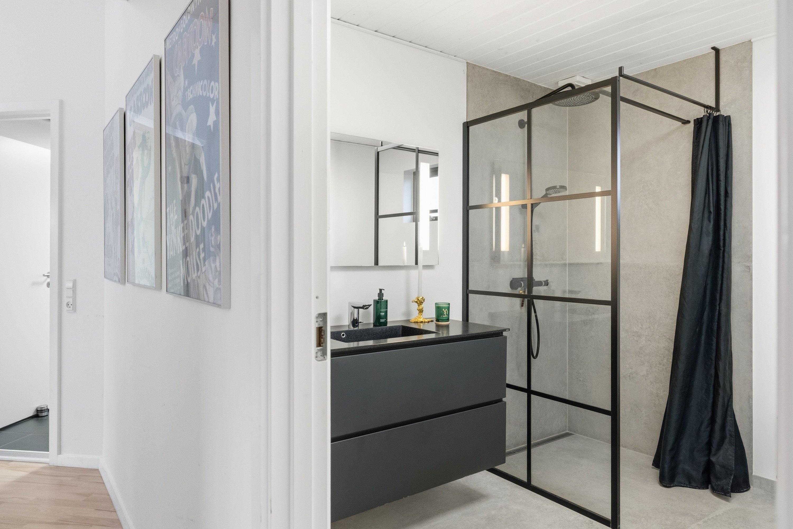 Fremhævet  billede i fuldskærmstilstand. Billede af Møllebakken 80B, Lading, 8471 Sabro