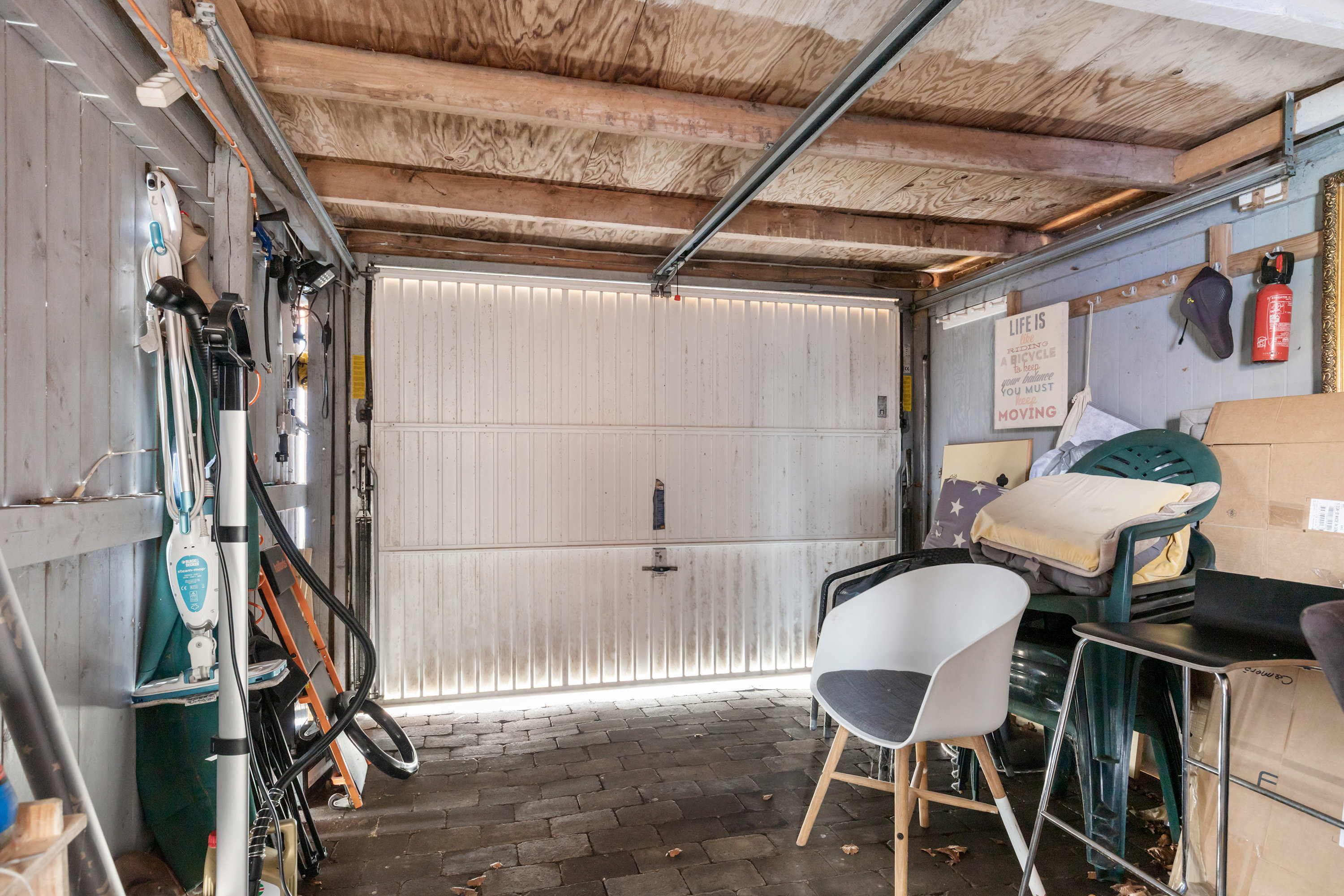 Fremhævet garage billede i fuldskærmstilstand. Billede af Vestergade 48, 9760 Vrå