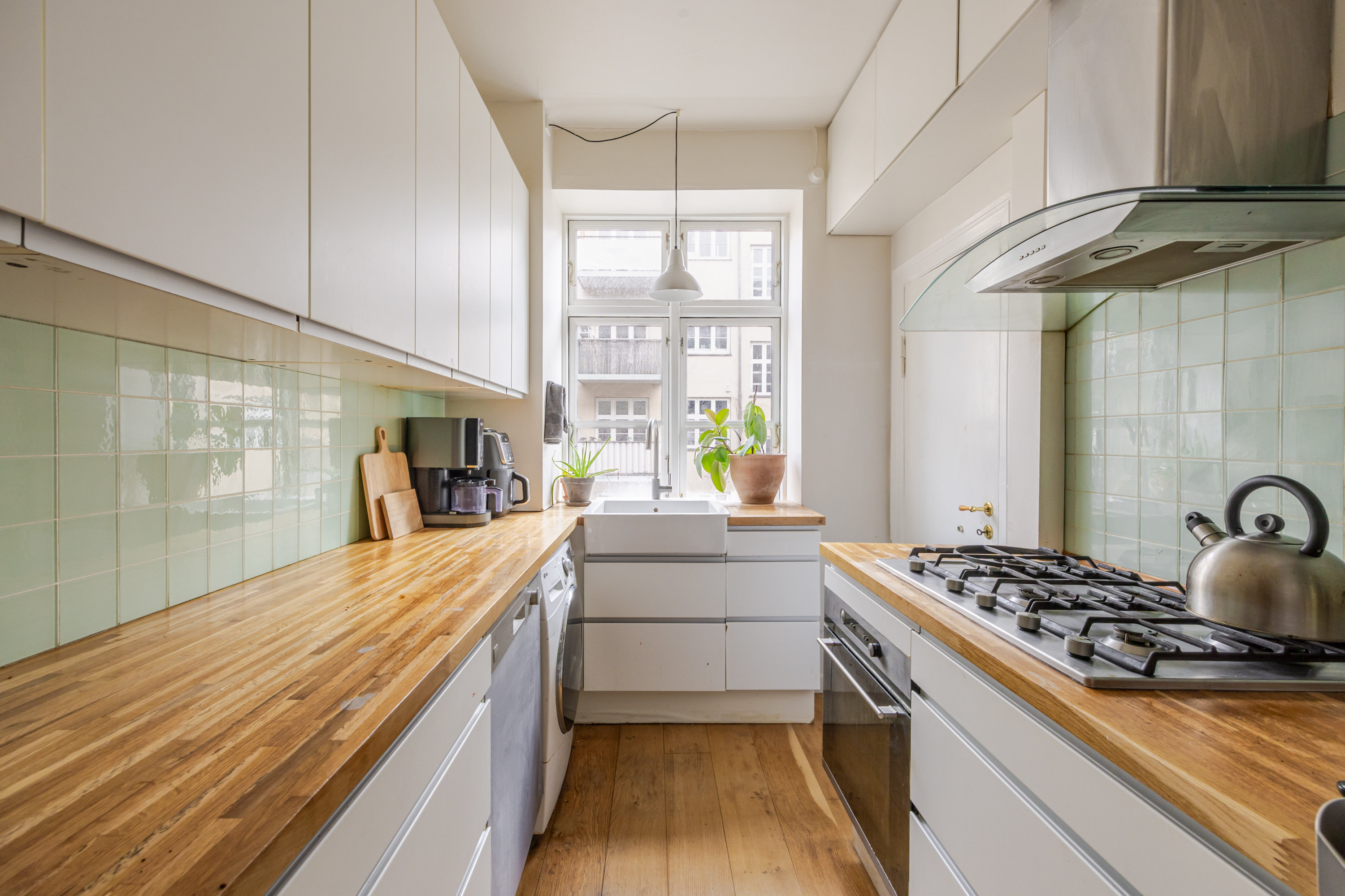 Fremhævet andet billede i fuldskærmstilstand. Billede af Lundtoftegade 84, 2. th., 2200 København N