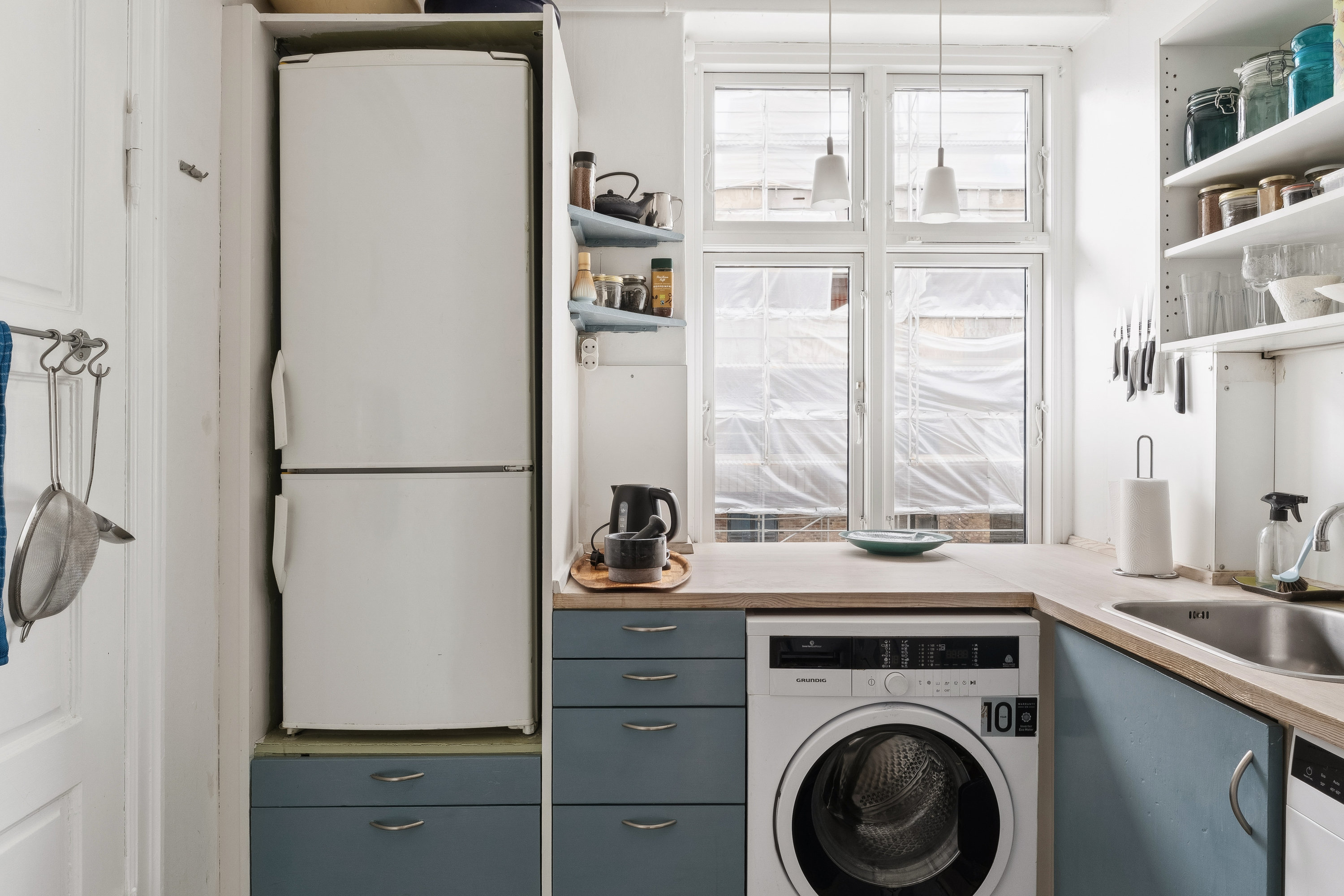 Fremhævet badeværelse billede i fuldskærmstilstand. Billede af Otto Mallings Gade 10, 3. th., 2100 København Ø