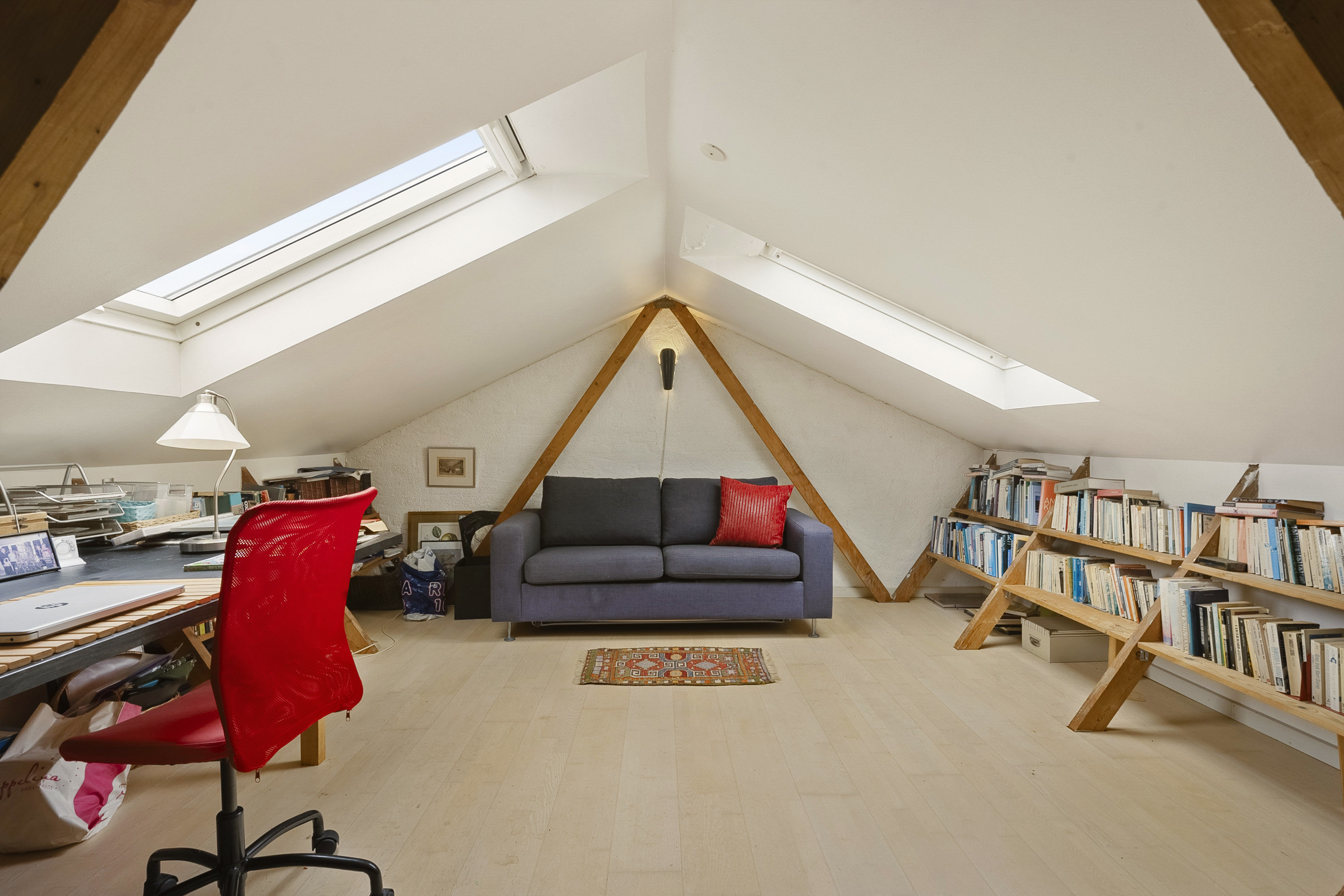 Fremhævet kontor billede i fuldskærmstilstand. Billede af Åsumvej 651, 5240 Odense NØ