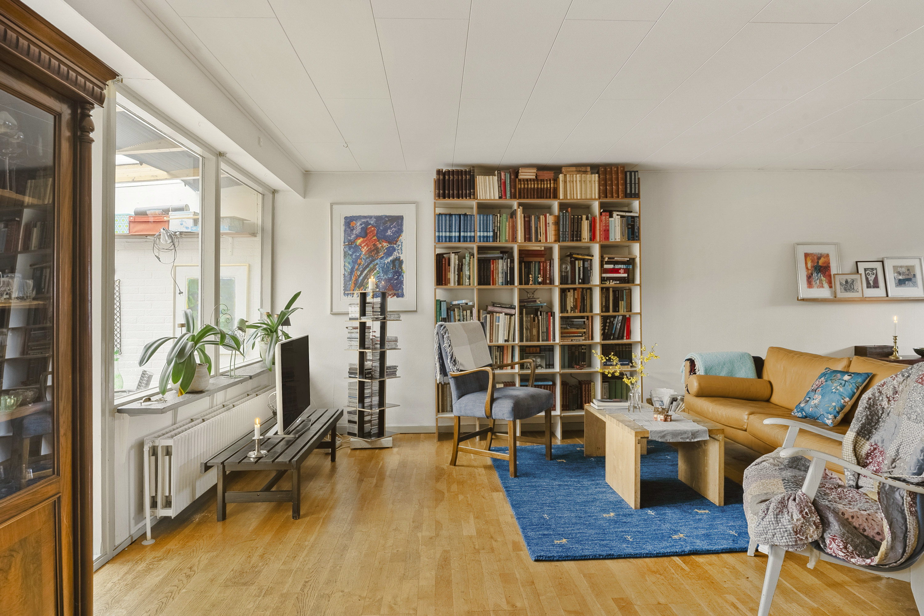 Fremhævet stue billede i fuldskærmstilstand. Billede af Åsumvej 651, 5240 Odense NØ