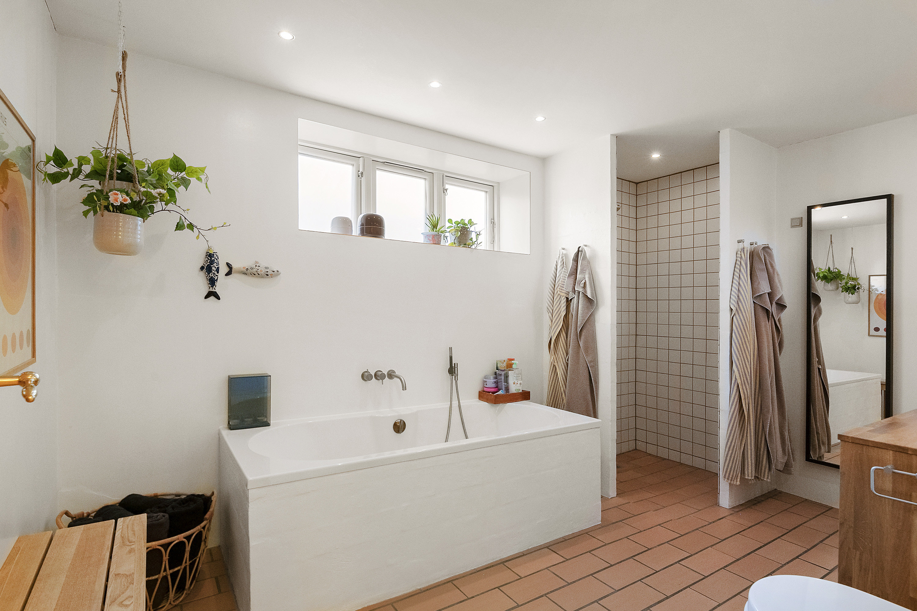 Fremhævet badeværelse billede i fuldskærmstilstand. Billede af Brendstrupvej 48, Christiansbjerg, 8200 Aarhus N