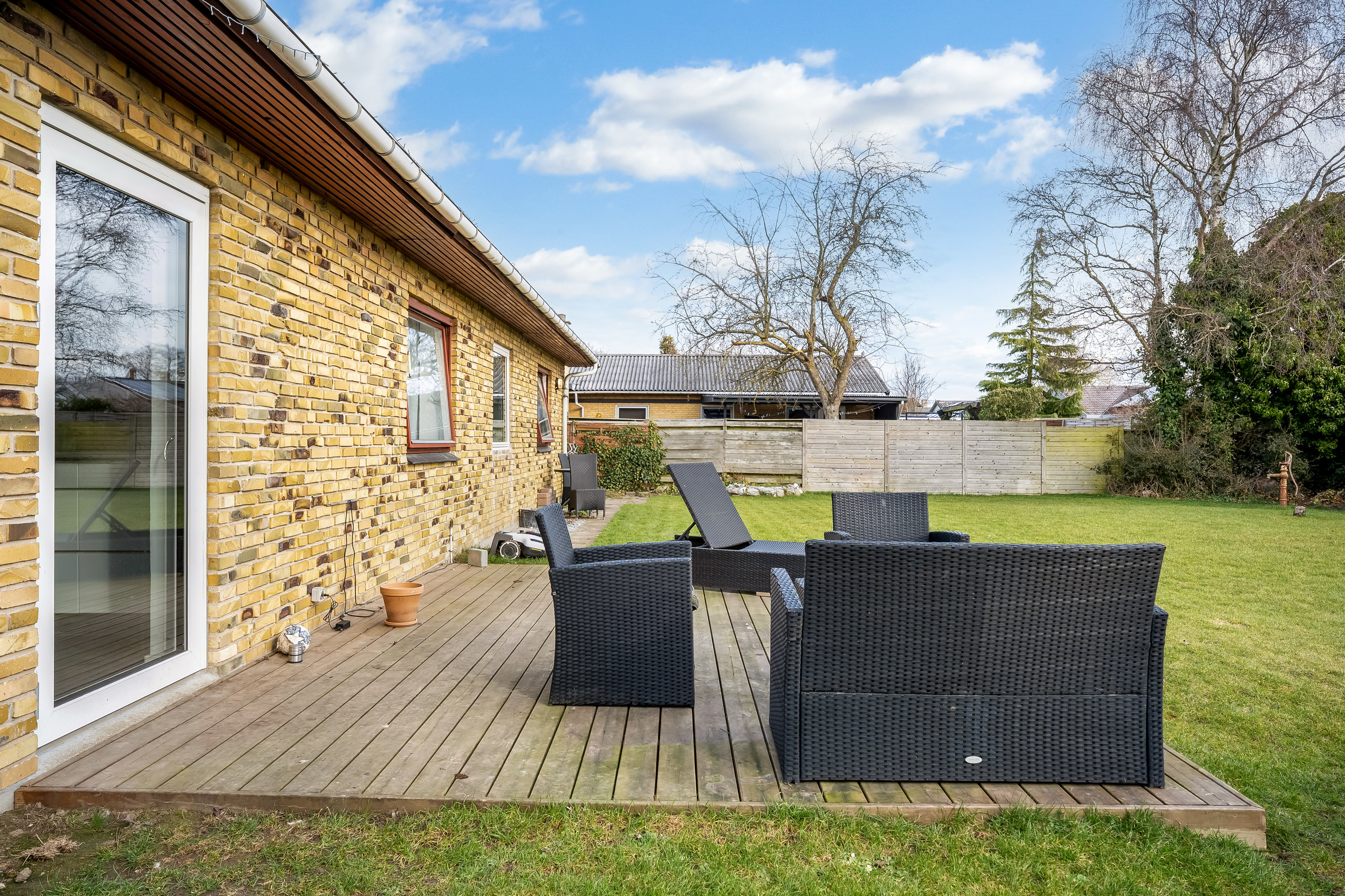 Fremhævet terrasse billede i fuldskærmstilstand. Billede af Kampersvænge 8, Skelstrup, 4930 Maribo