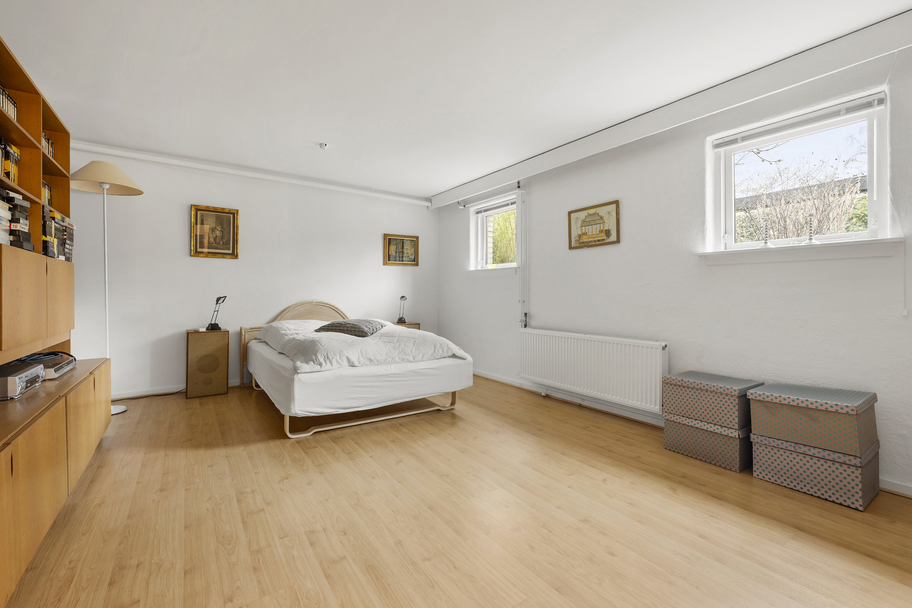 Fremhævet soveværelse billede i fuldskærmstilstand. Billede af Carl Baggers Alle 20, 2920 Charlottenlund