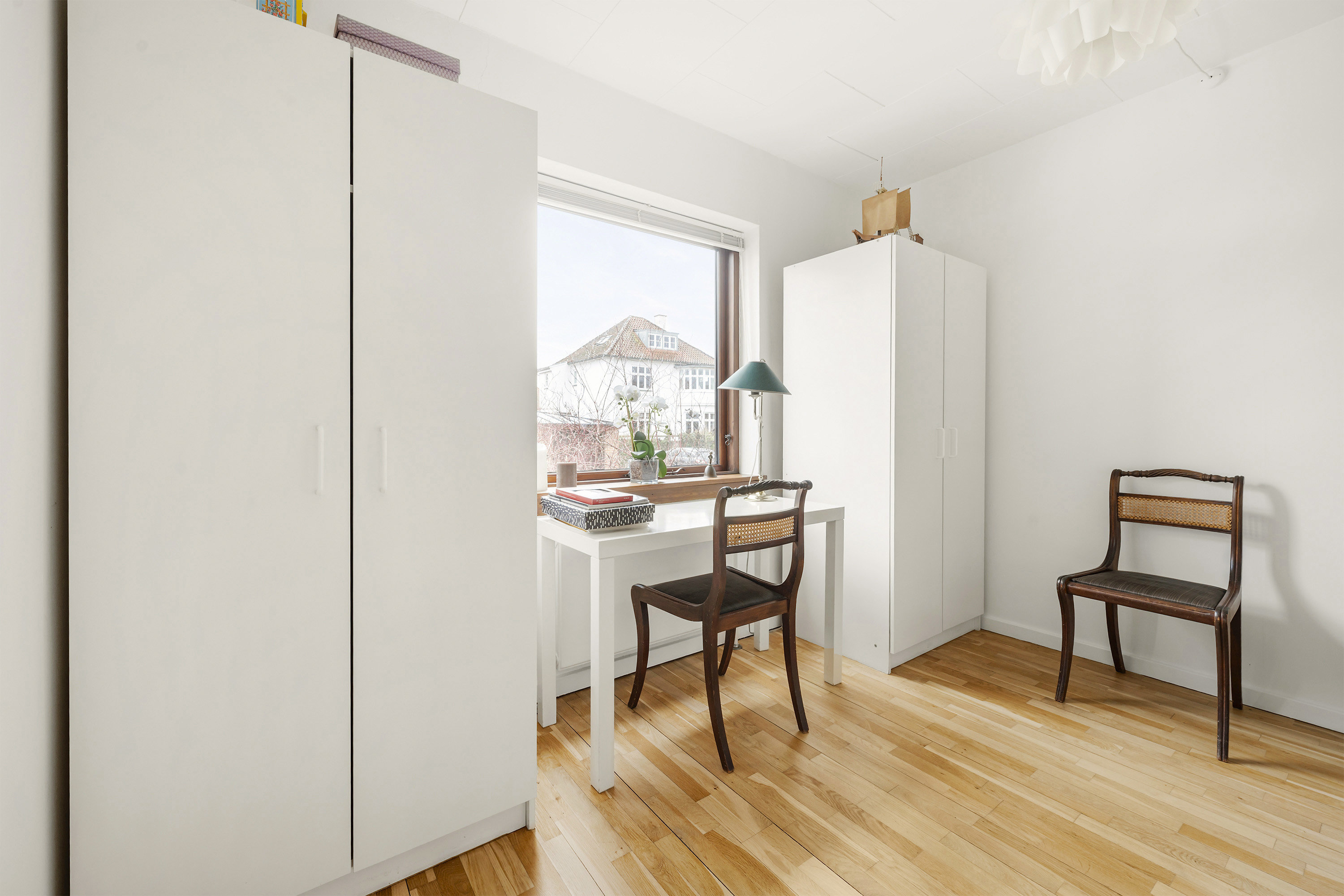 Fremhævet værelse billede i fuldskærmstilstand. Billede af Carl Baggers Alle 20, 2920 Charlottenlund