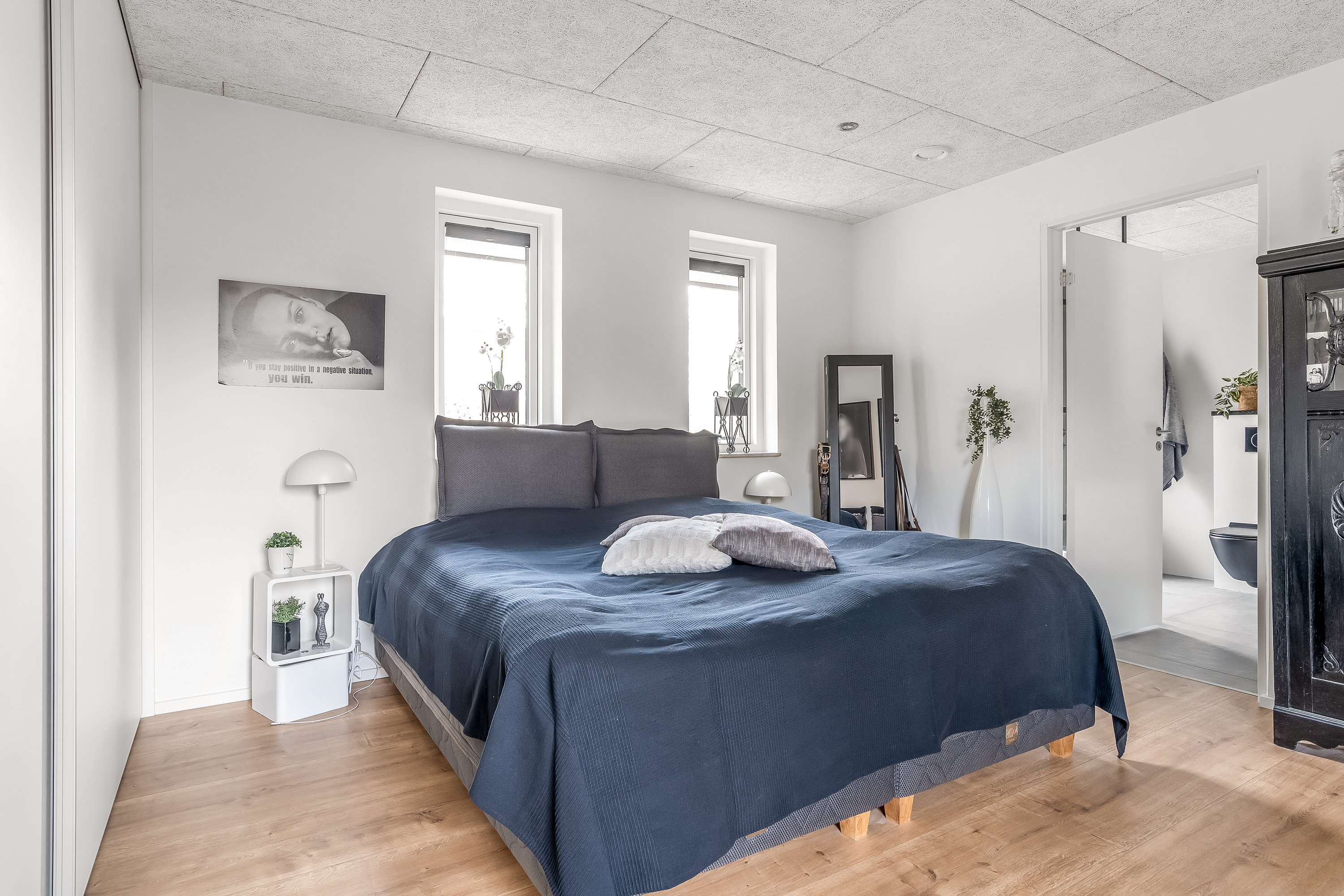 Fremhævet soveværelse billede i fuldskærmstilstand. Billede af Porsevej 14, 7500 Holstebro