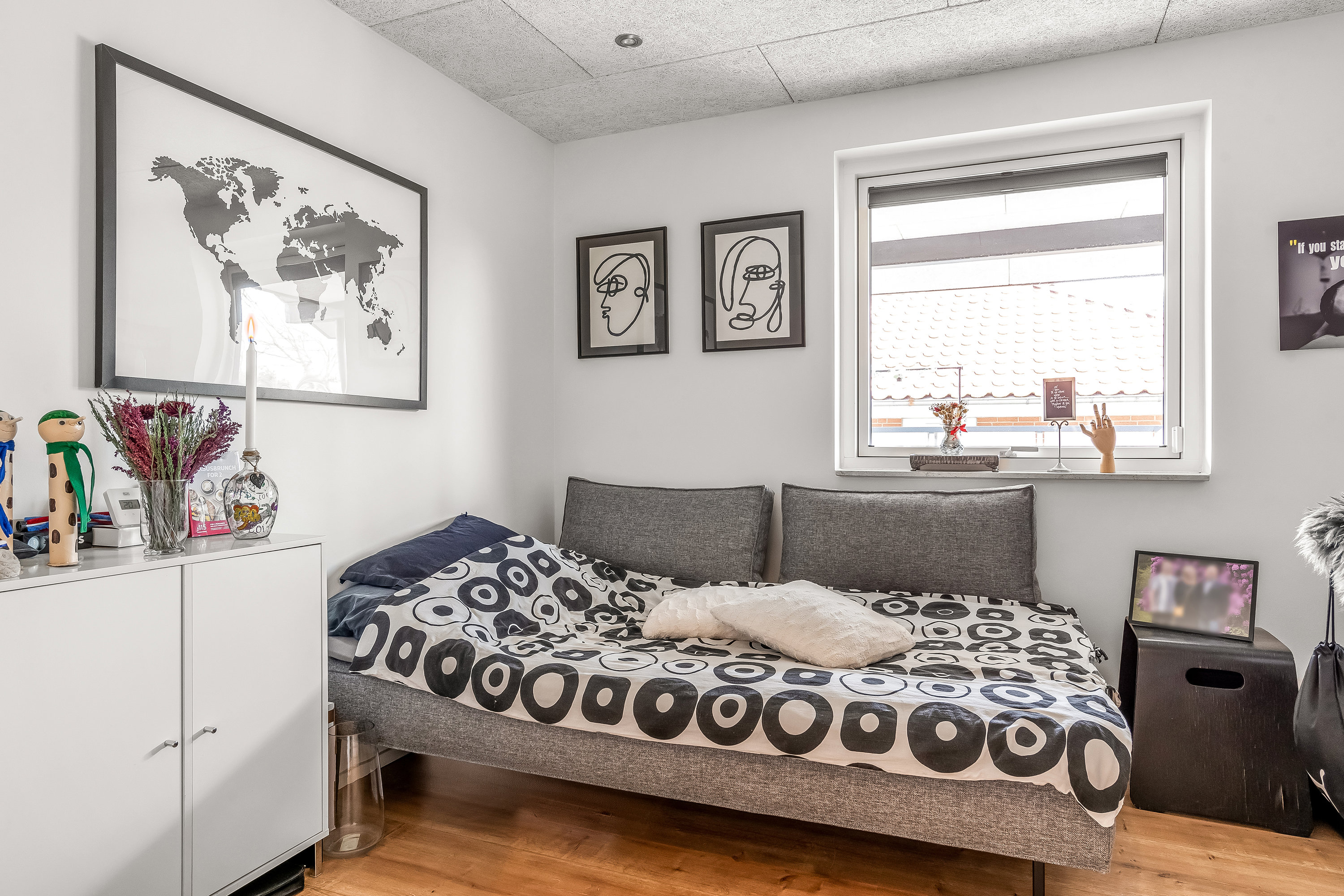 Fremhævet værelse billede i fuldskærmstilstand. Billede af Porsevej 14, 7500 Holstebro