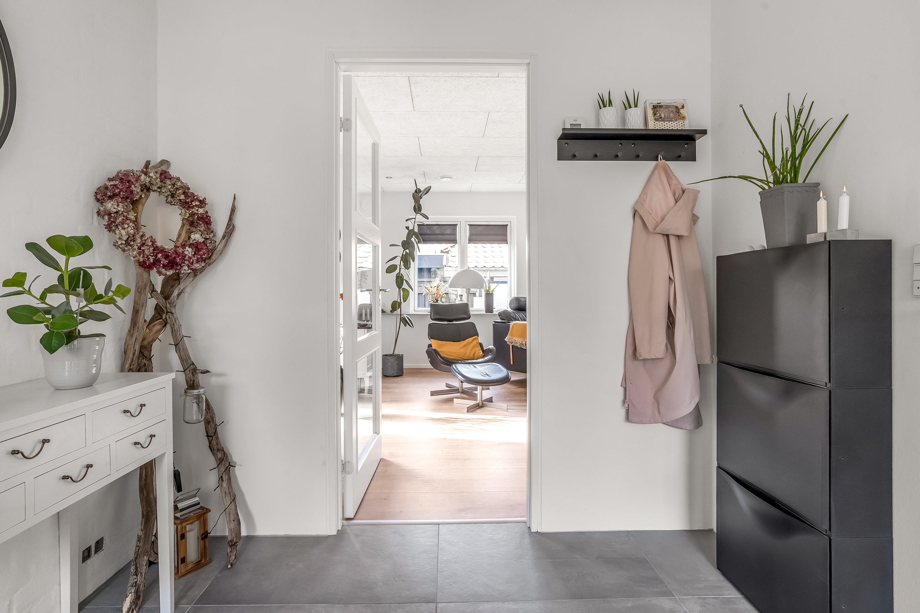 Fremhævet entré billede i fuldskærmstilstand. Billede af Porsevej 14, 7500 Holstebro