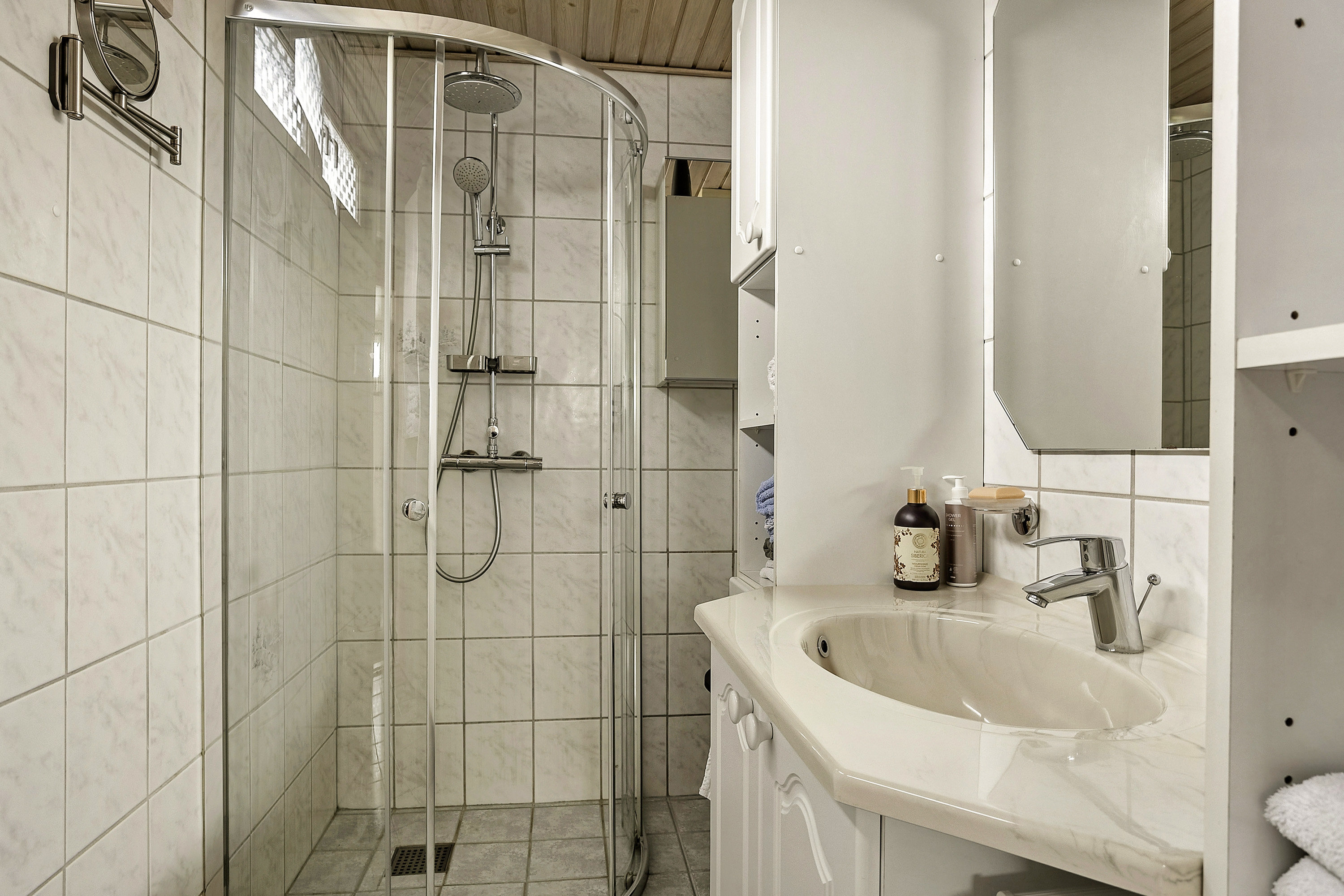 Fremhævet badeværelse billede i fuldskærmstilstand. Billede af Christoffer 2 Vej 62, 6000 Kolding