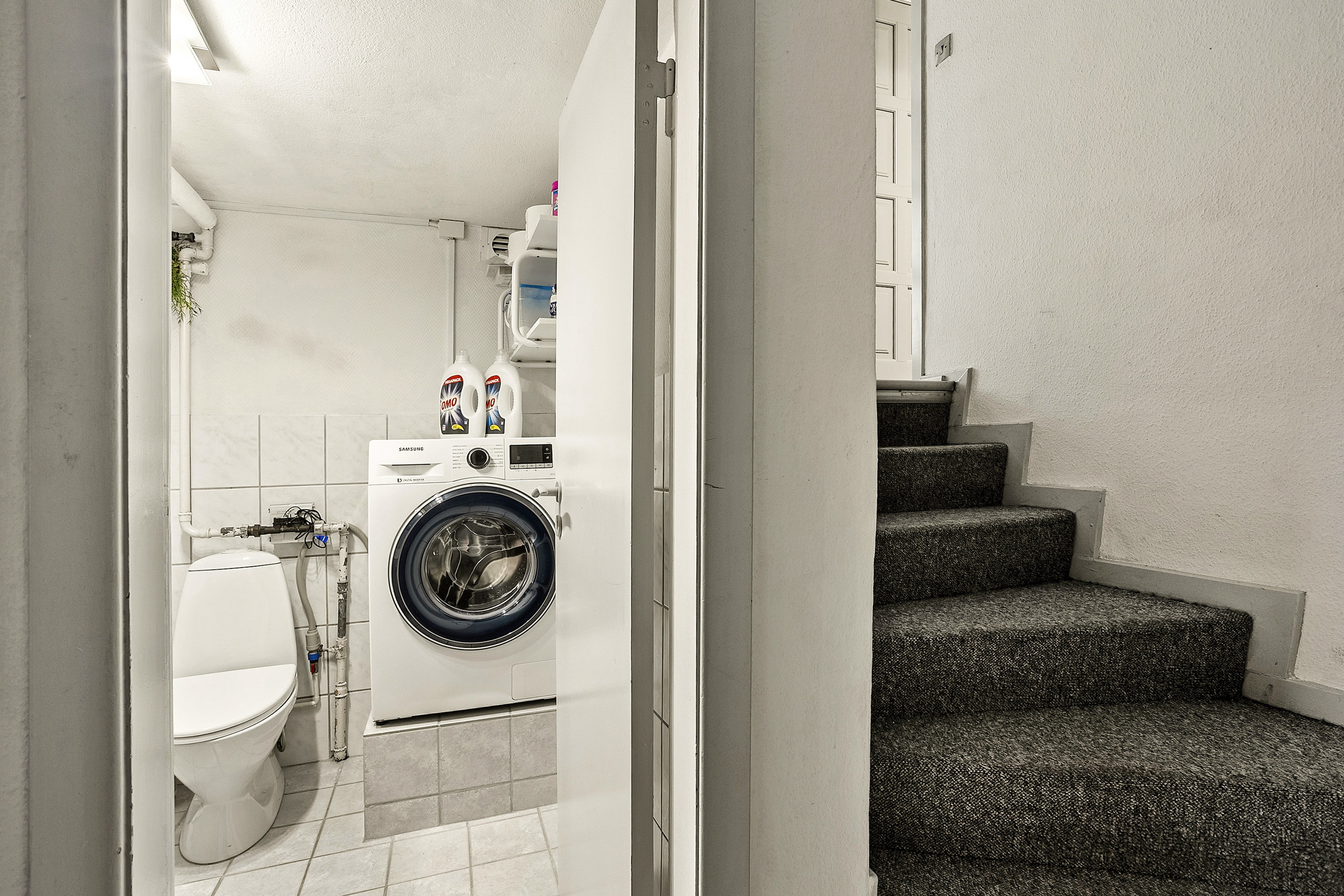 Fremhævet toilet billede i fuldskærmstilstand. Billede af Christoffer 2 Vej 62, 6000 Kolding