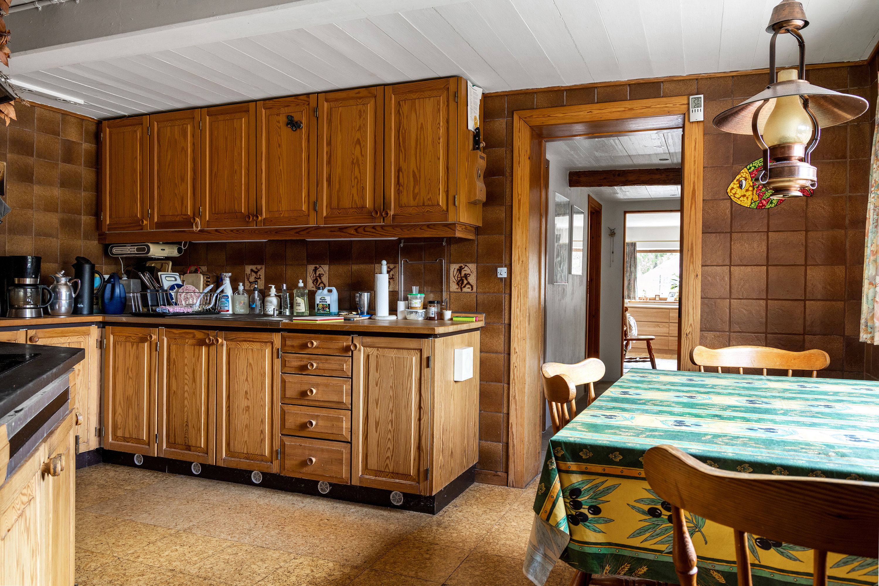 Fremhævet køkken billede i fuldskærmstilstand. Billede af Lille Veksøvej 11, 3670 Veksø Sjælland