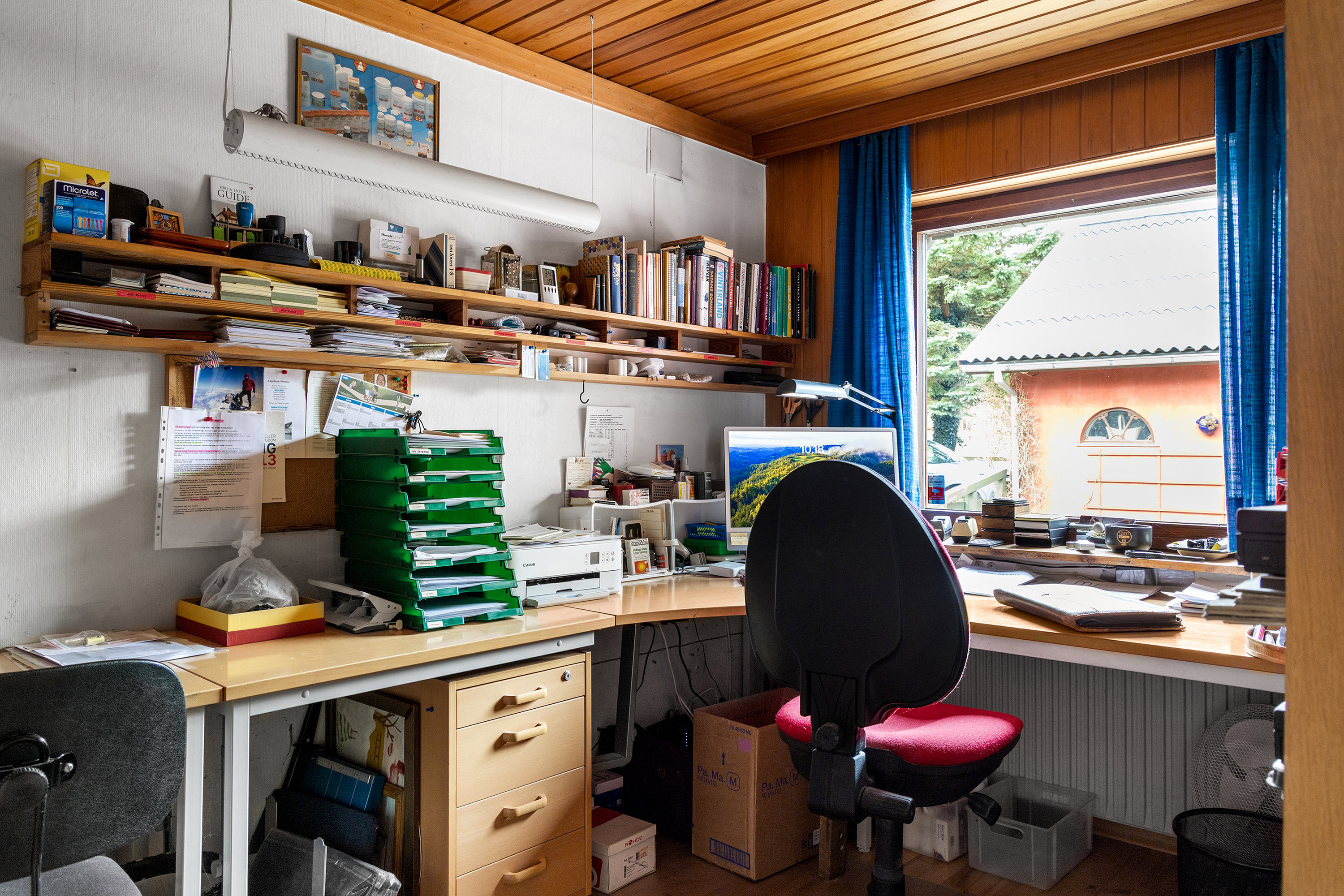 Fremhævet kontor billede i fuldskærmstilstand. Billede af Lille Veksøvej 11, 3670 Veksø Sjælland