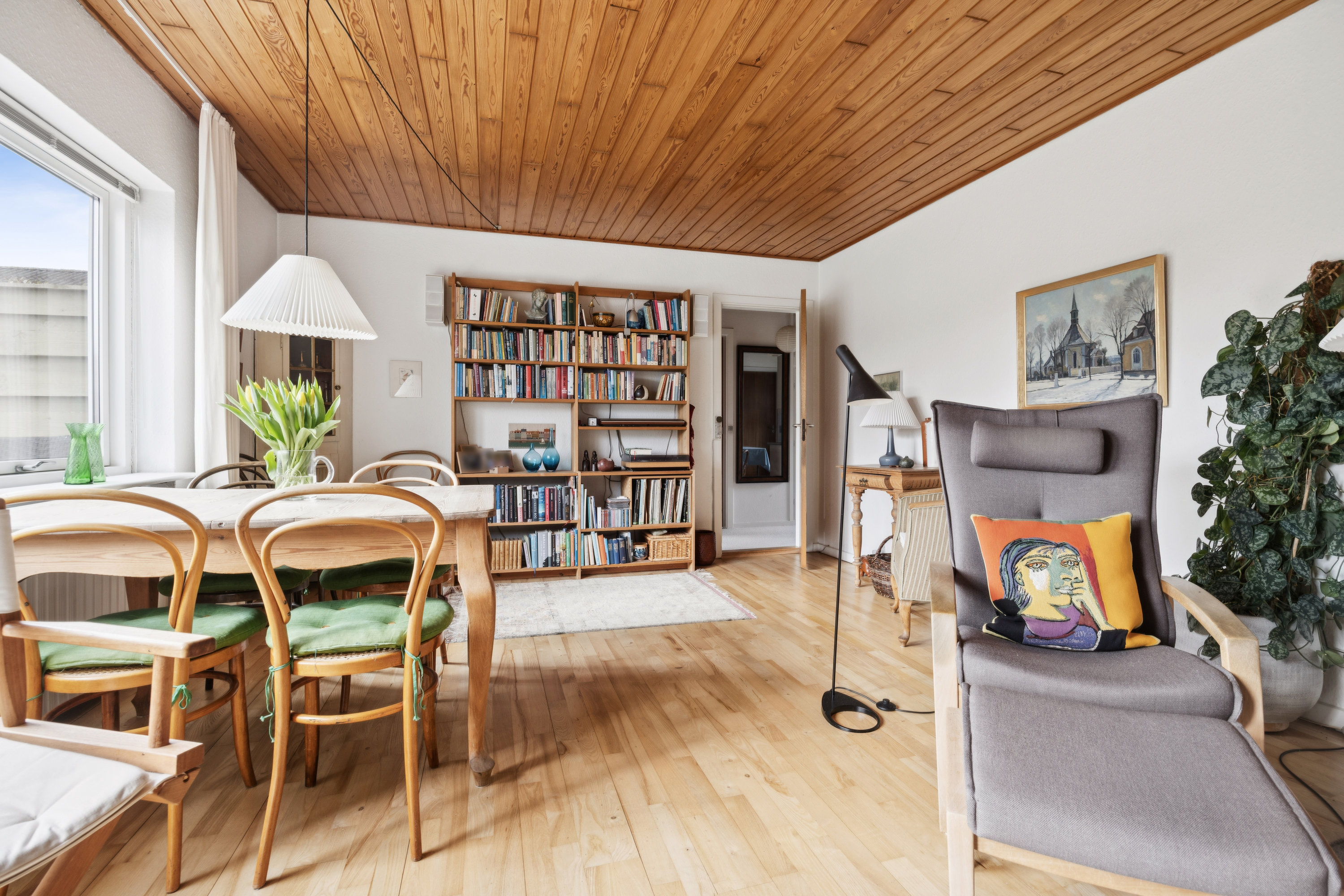 Fremhævet stue billede i fuldskærmstilstand. Billede af Lindevang 7E, 9310 Vodskov