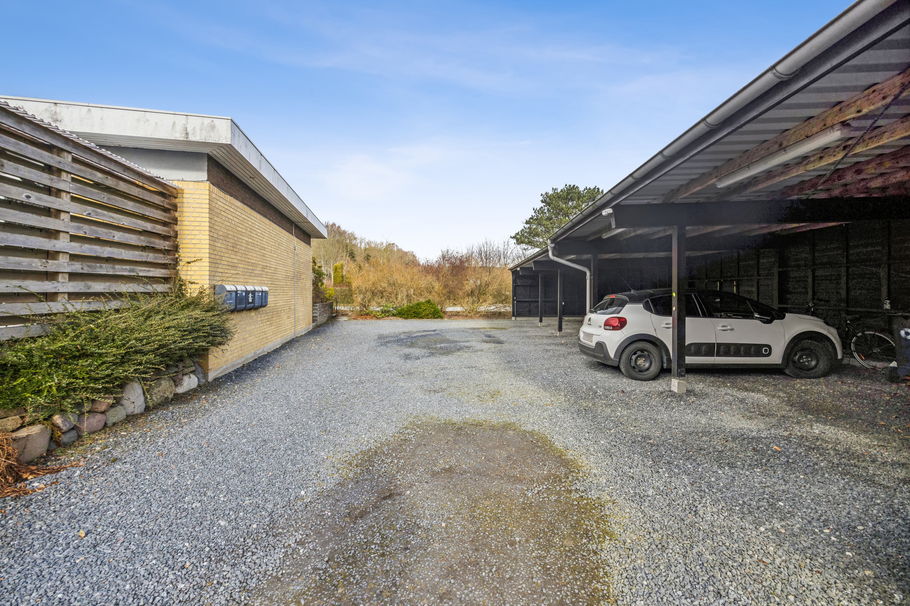 Fremhævet facade billede i fuldskærmstilstand. Billede af Lindevang 7E, 9310 Vodskov