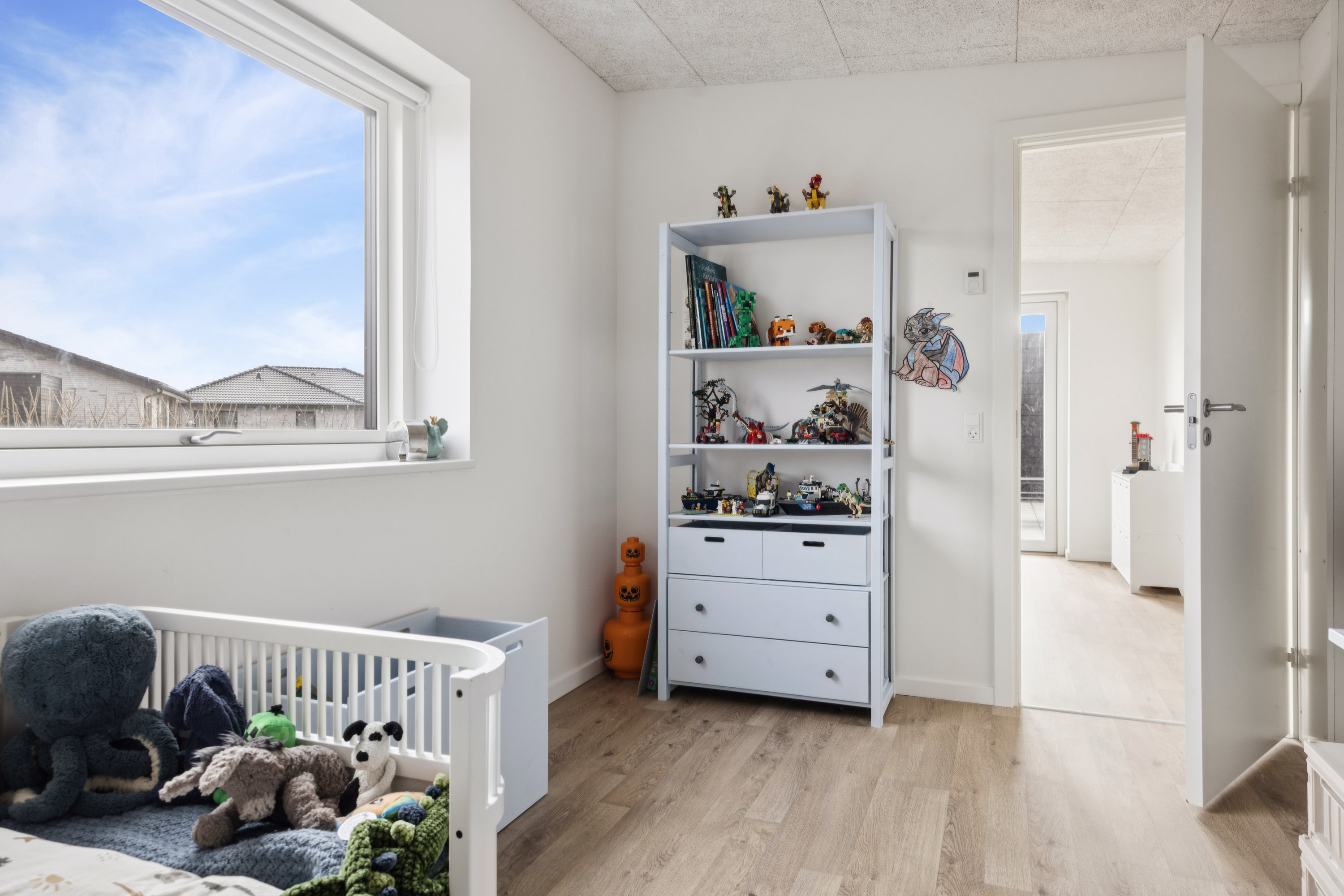 Fremhævet værelse billede i fuldskærmstilstand. Billede af Østermarken 219, 9320 Hjallerup