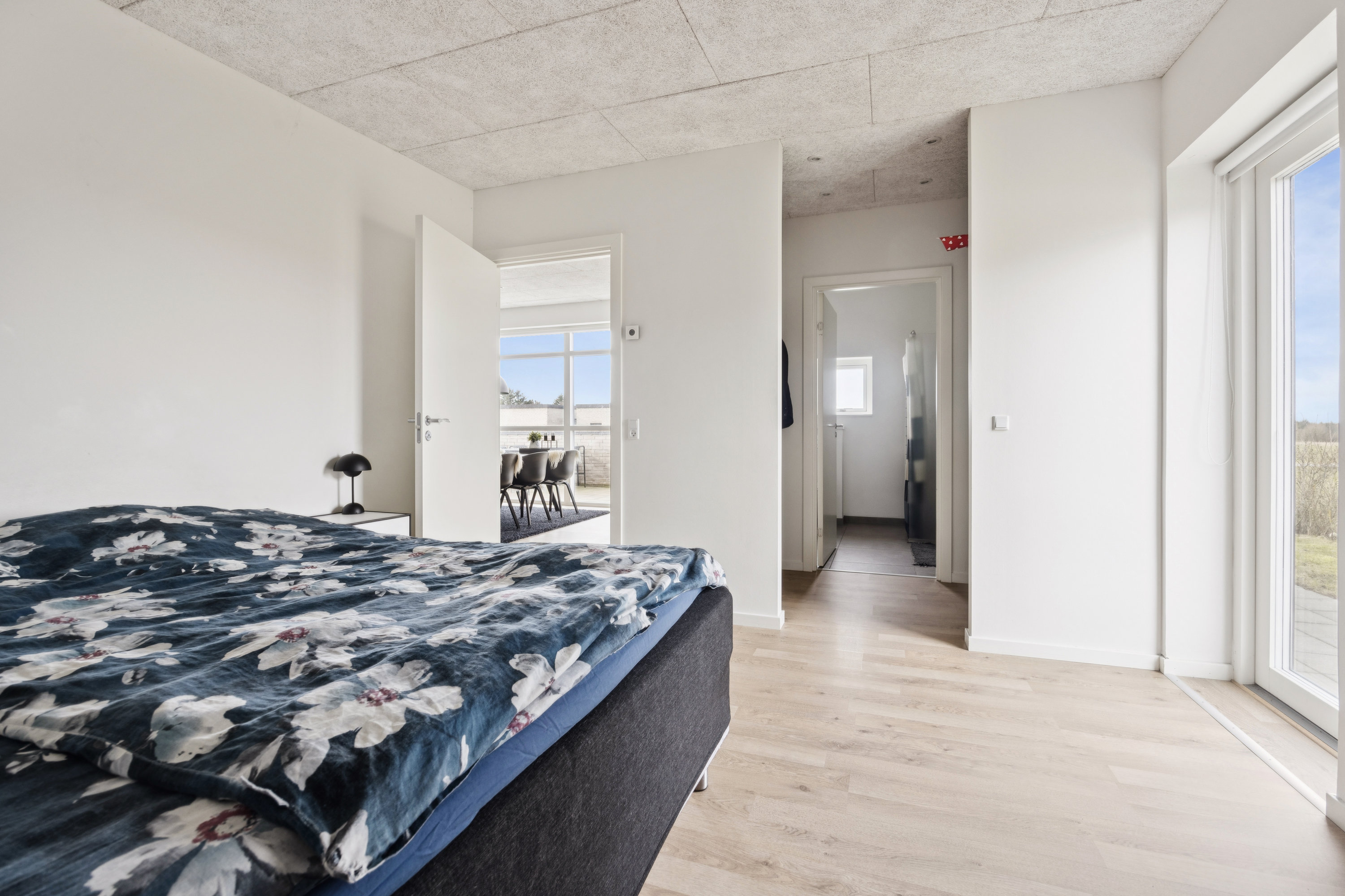 Fremhævet værelse billede i fuldskærmstilstand. Billede af Østermarken 219, 9320 Hjallerup