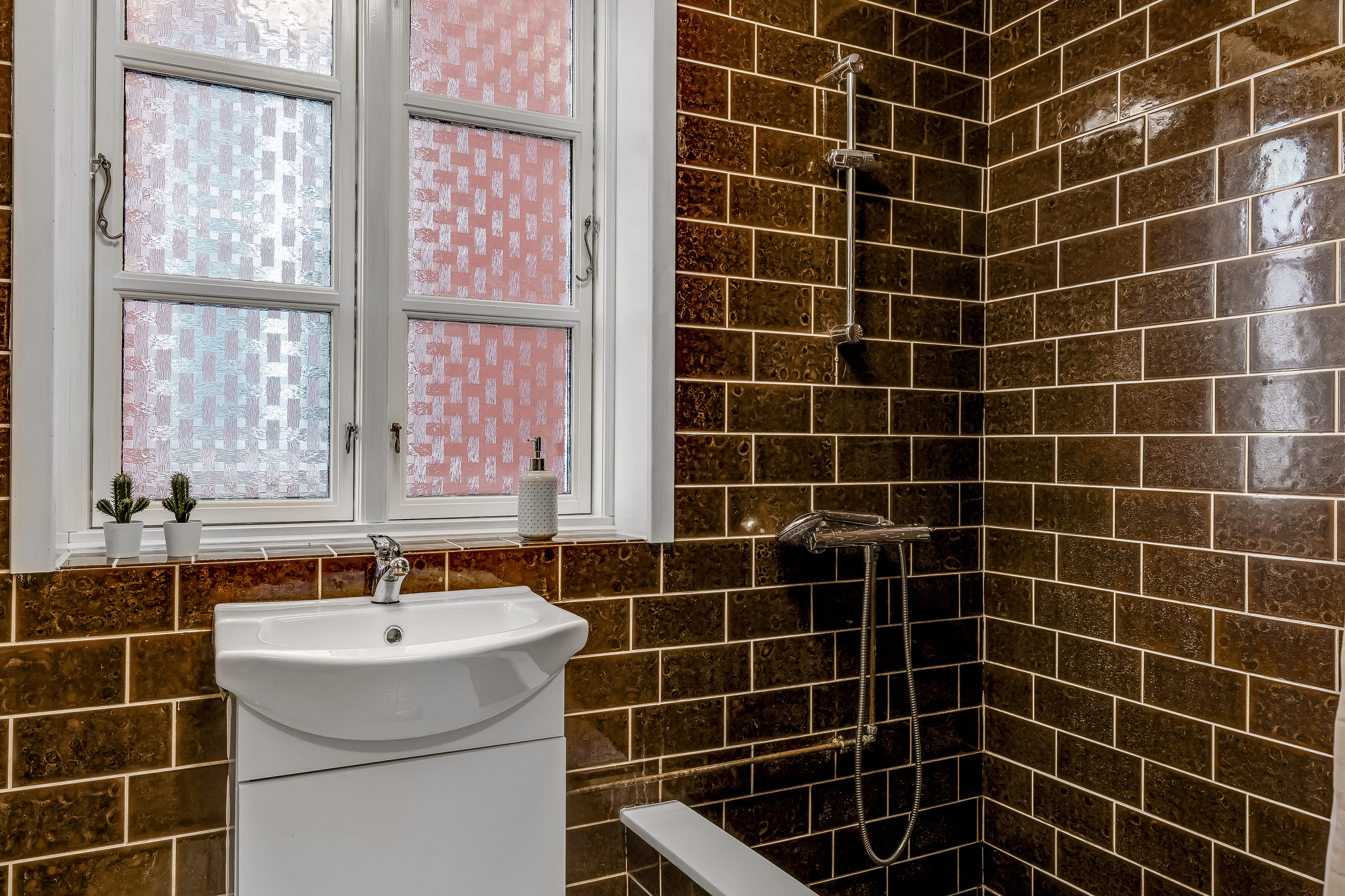 Fremhævet badeværelse billede i fuldskærmstilstand. Billede af Kirkegade 3, 6261 Bredebro