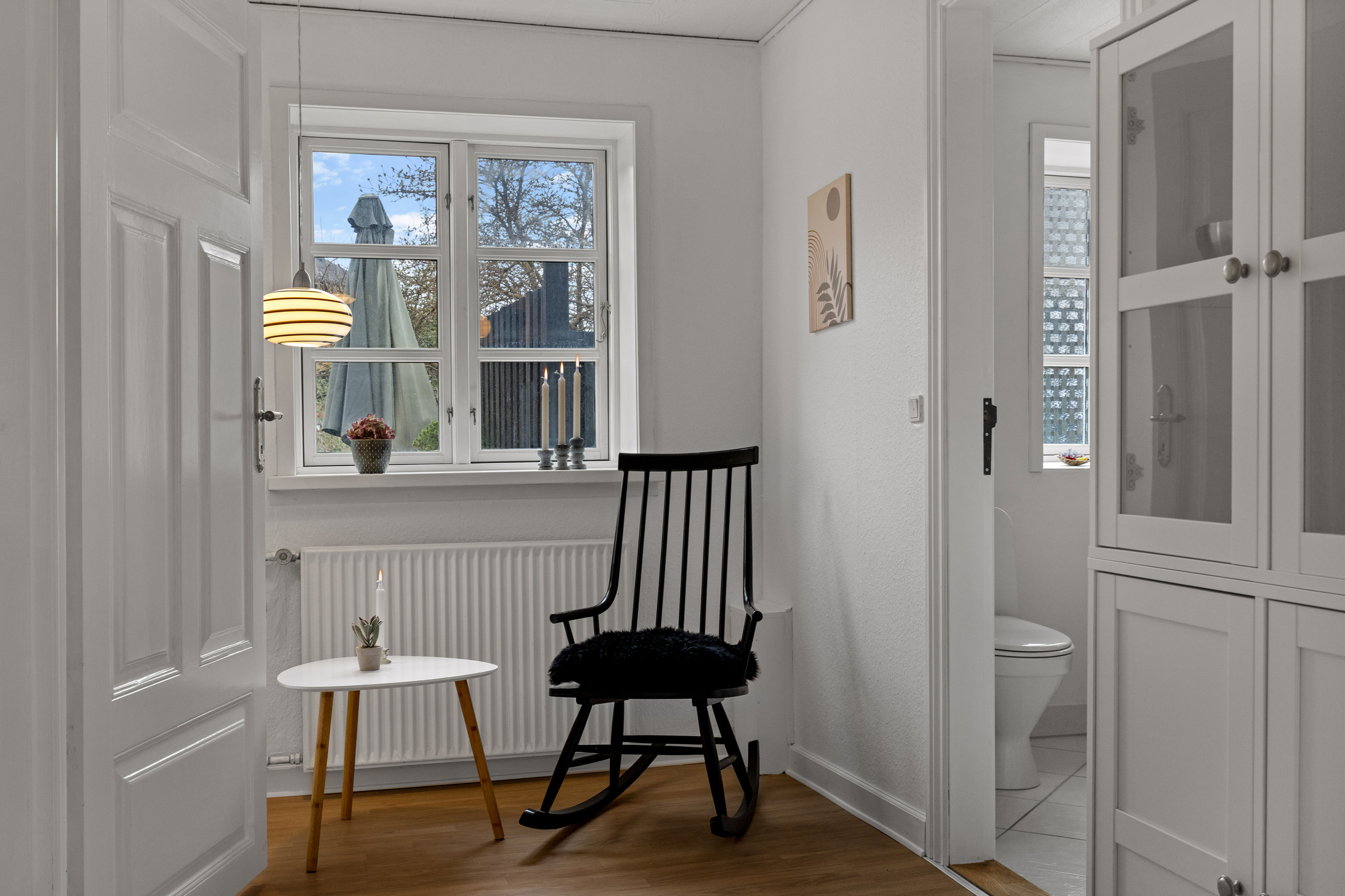 Fremhævet gang billede i fuldskærmstilstand. Billede af Kirkegade 3, 6261 Bredebro