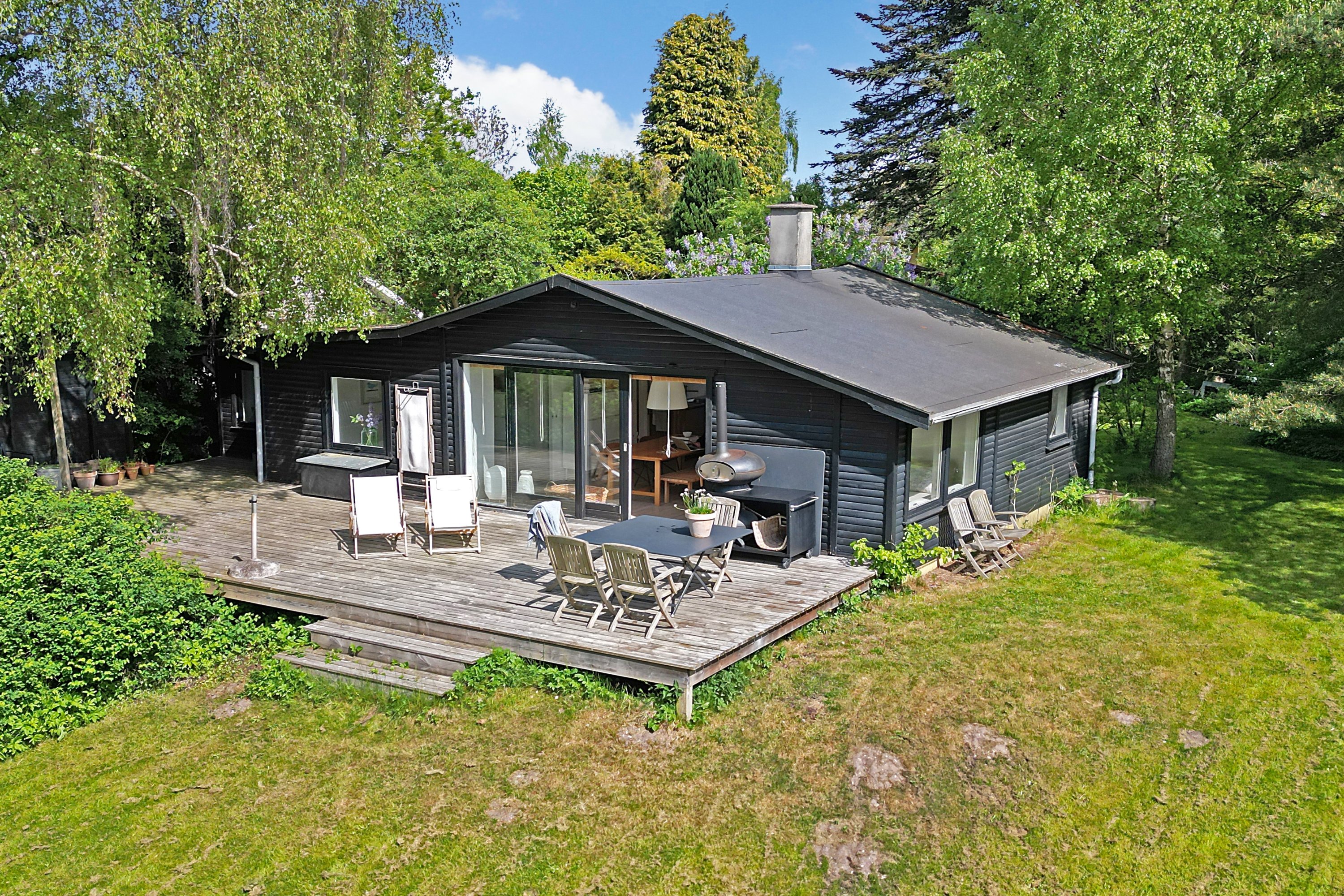 Fremhævet luftfoto billede i fuldskærmstilstand. Billede af Gl Havreholmvej 18, 3100 Hornbæk