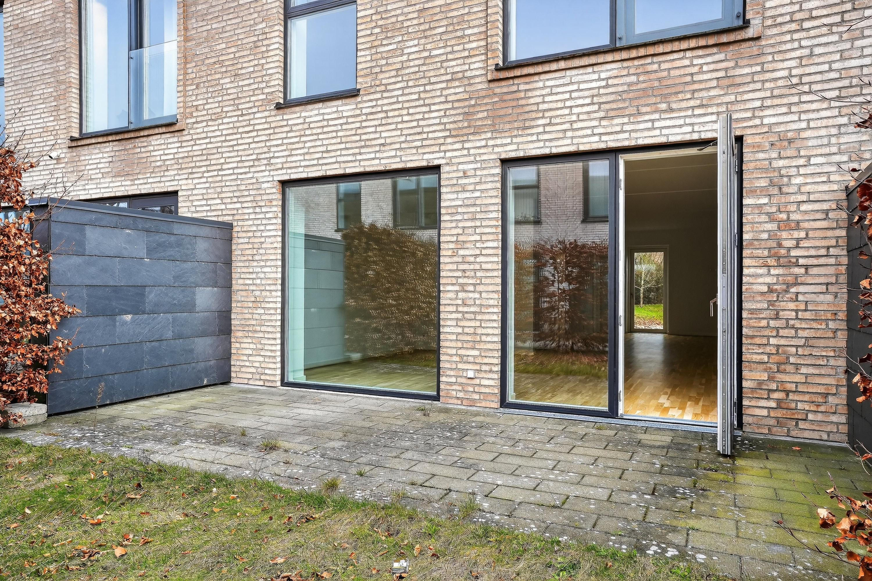 Fremhævet terrasse billede i fuldskærmstilstand. Billede af Mørkhøjvej 239E, 2860 Søborg