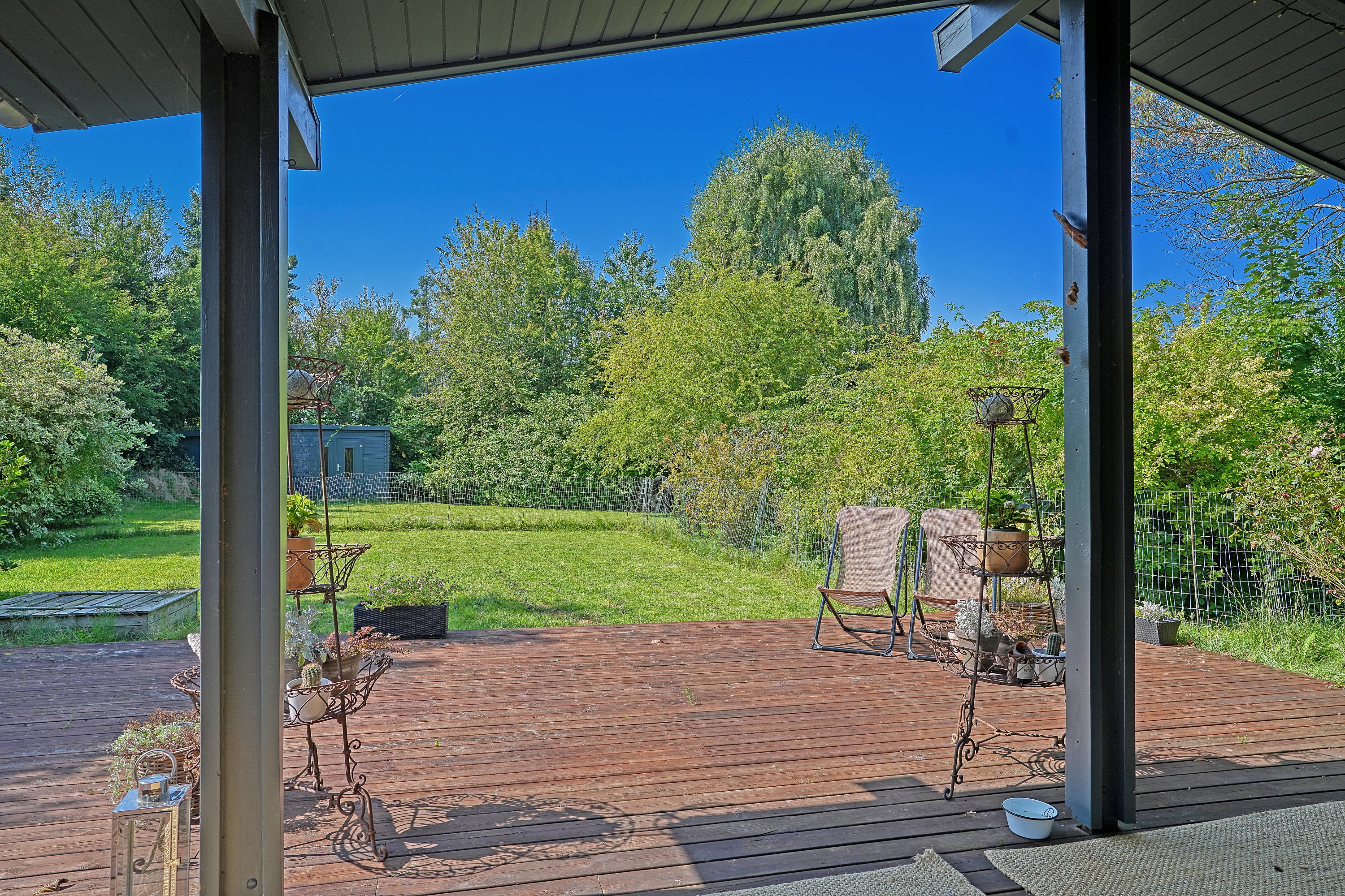 Fremhævet terrasse billede i fuldskærmstilstand. Billede af Ledgårdsvej 12, 3100 Hornbæk