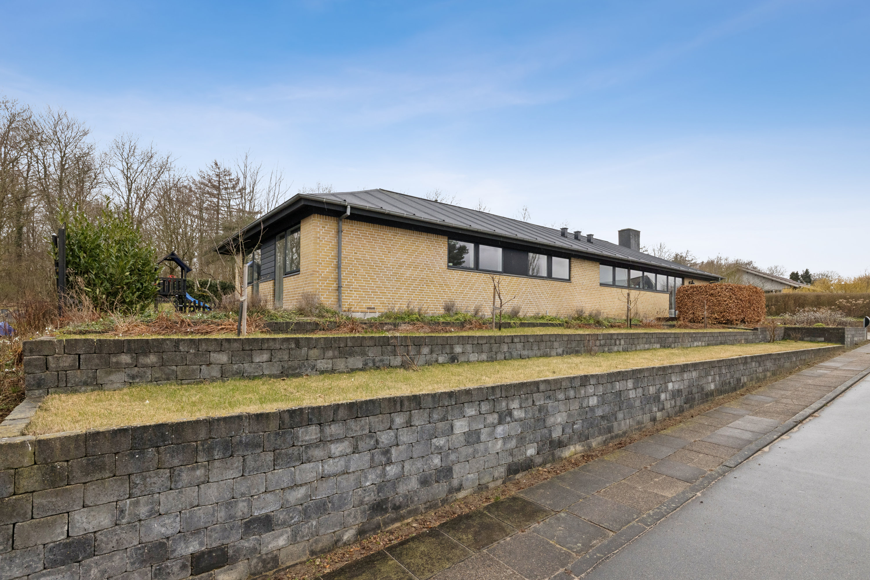 Fremhævet  billede i fuldskærmstilstand. Billede af Safirvej 16, 8541 Skødstrup