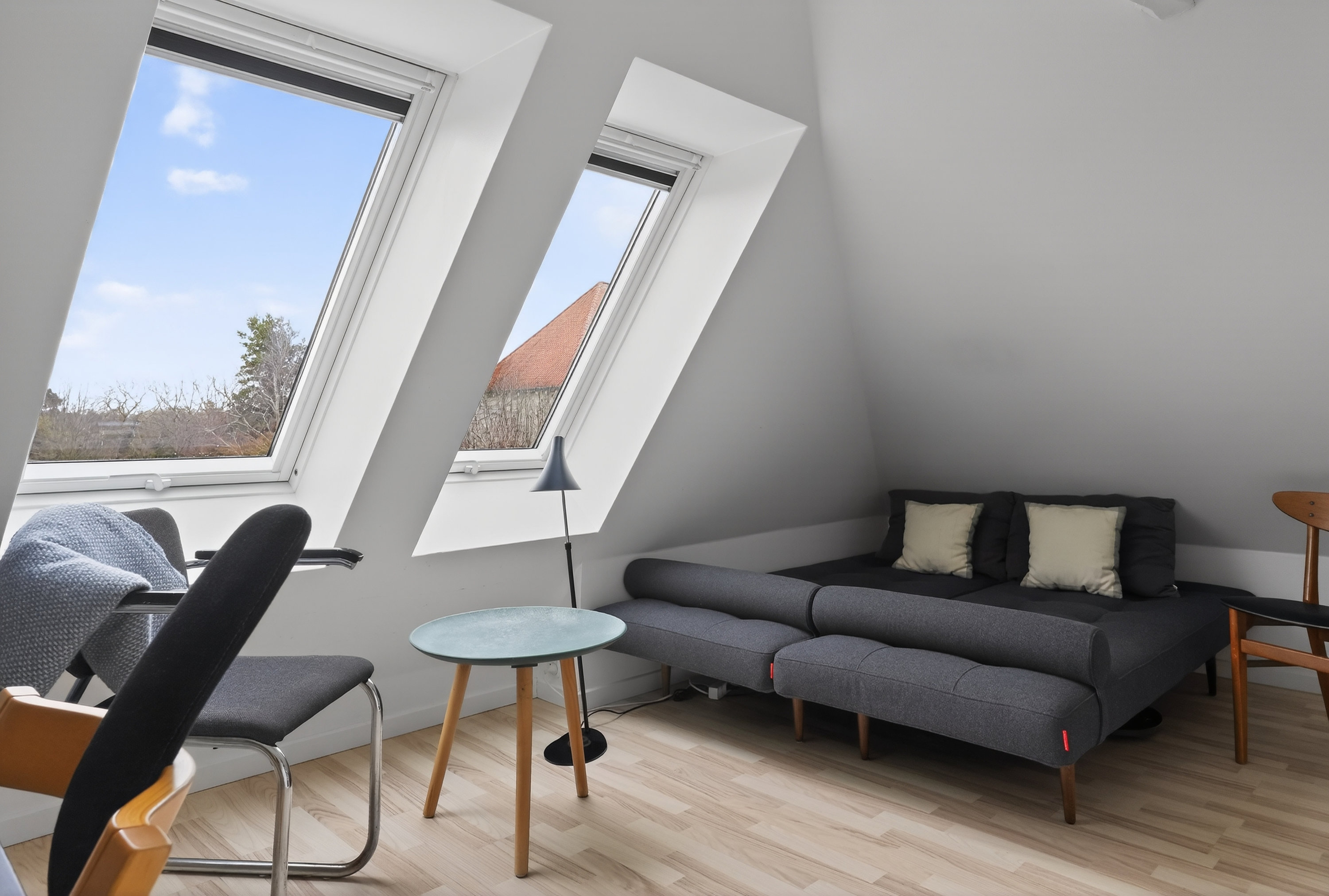 Fremhævet værelse billede i fuldskærmstilstand. Billede af Vangedevej 207A, 1. + 2., 2870 Dyssegård