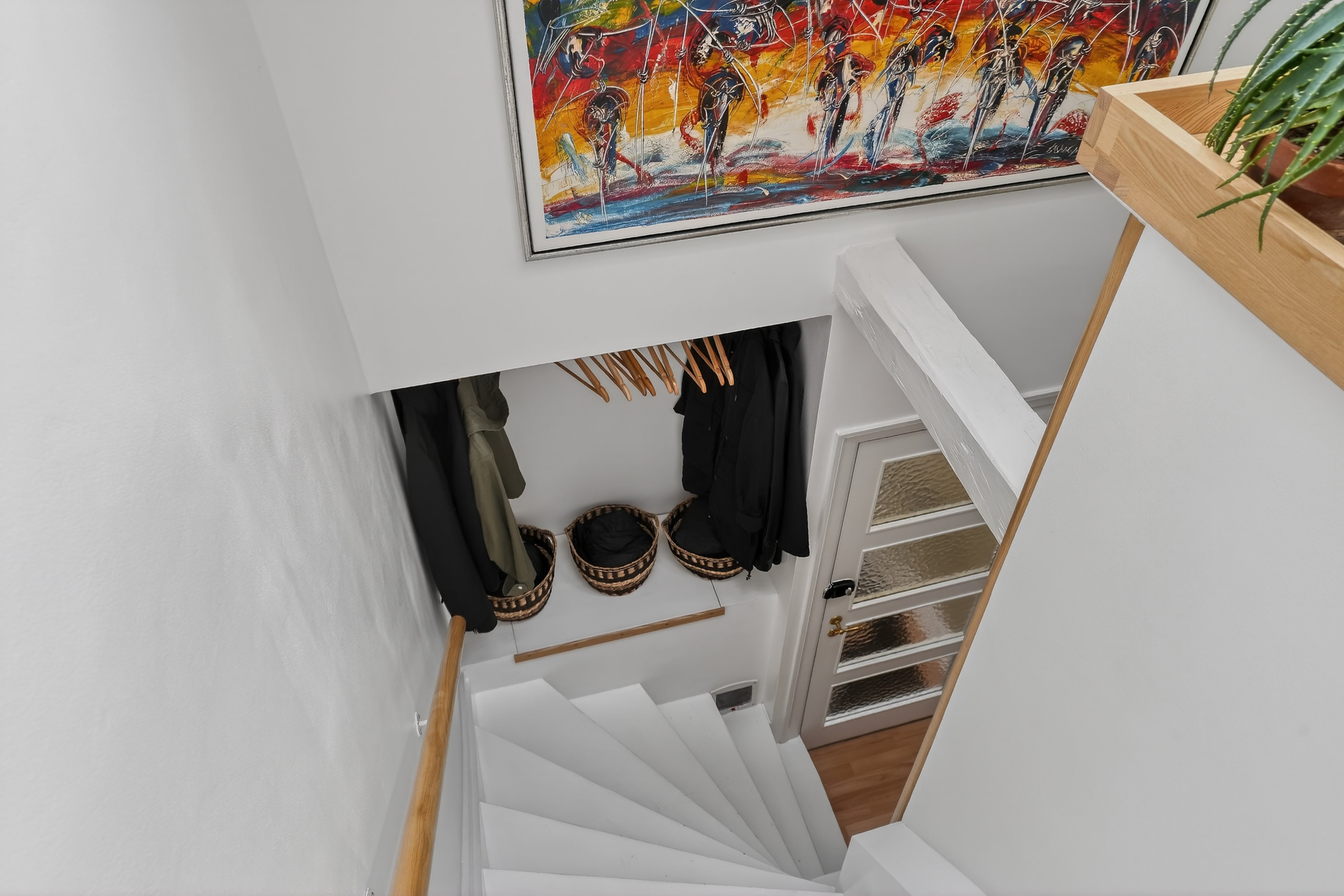 Fremhævet lager billede i fuldskærmstilstand. Billede af Vangedevej 207A, 1. + 2., 2870 Dyssegård