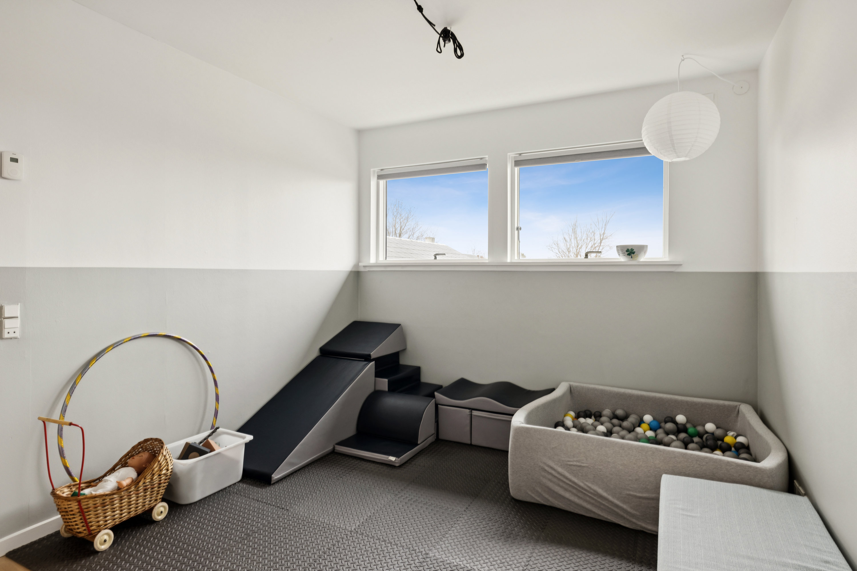 Fremhævet  billede i fuldskærmstilstand. Billede af Safirvej 16, 8541 Skødstrup